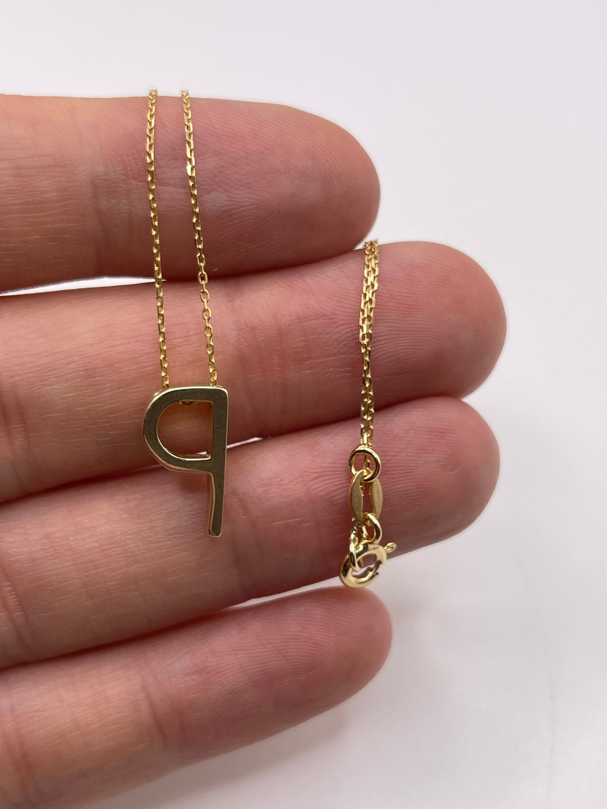 9ct gold initial P necklace