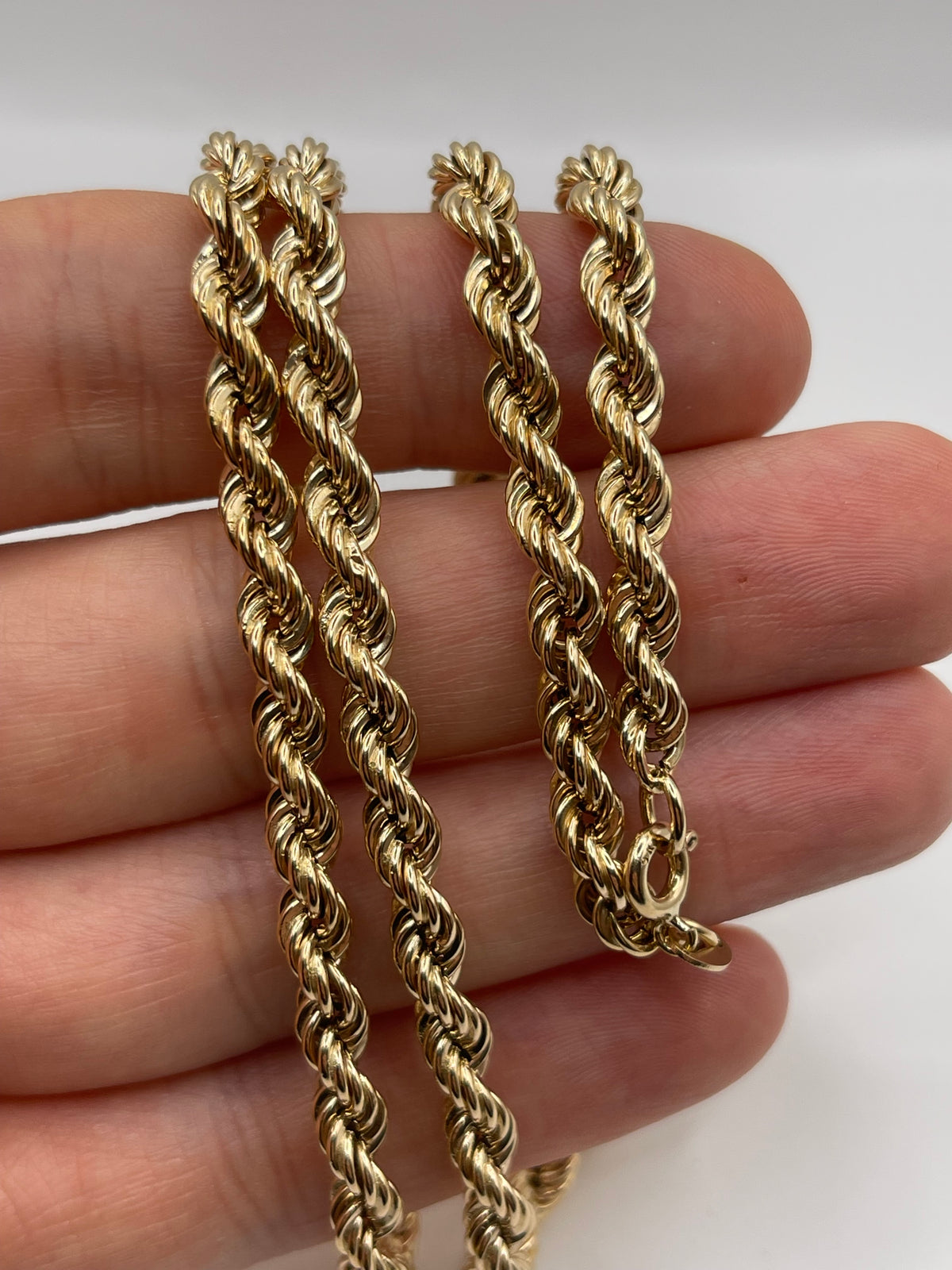 9ct gold chain 541
