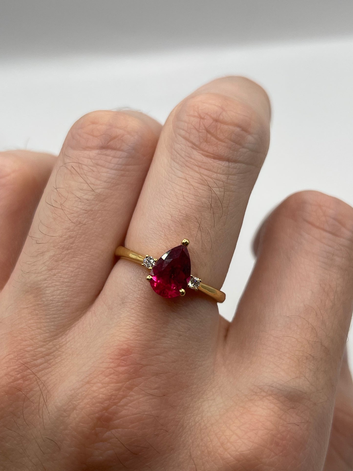 18ct gold tourmaline and diamond ring
