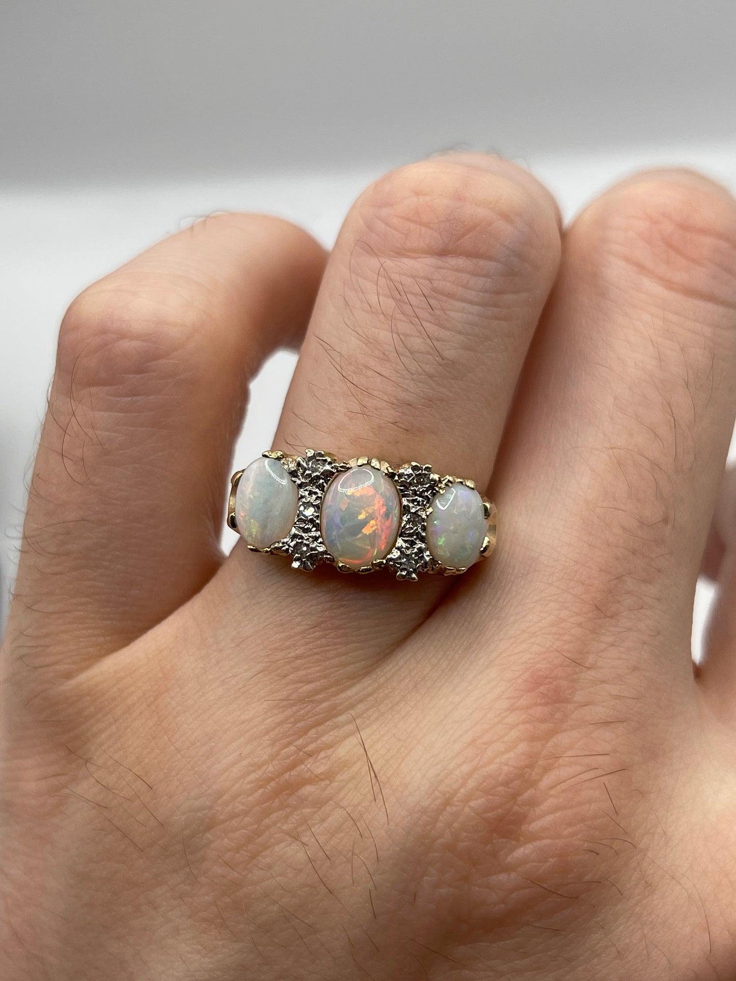 9ct gold opal and diamond ring