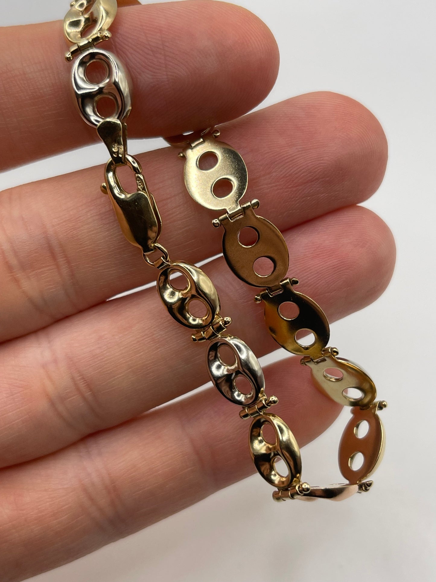 9ct tri gold bracelet