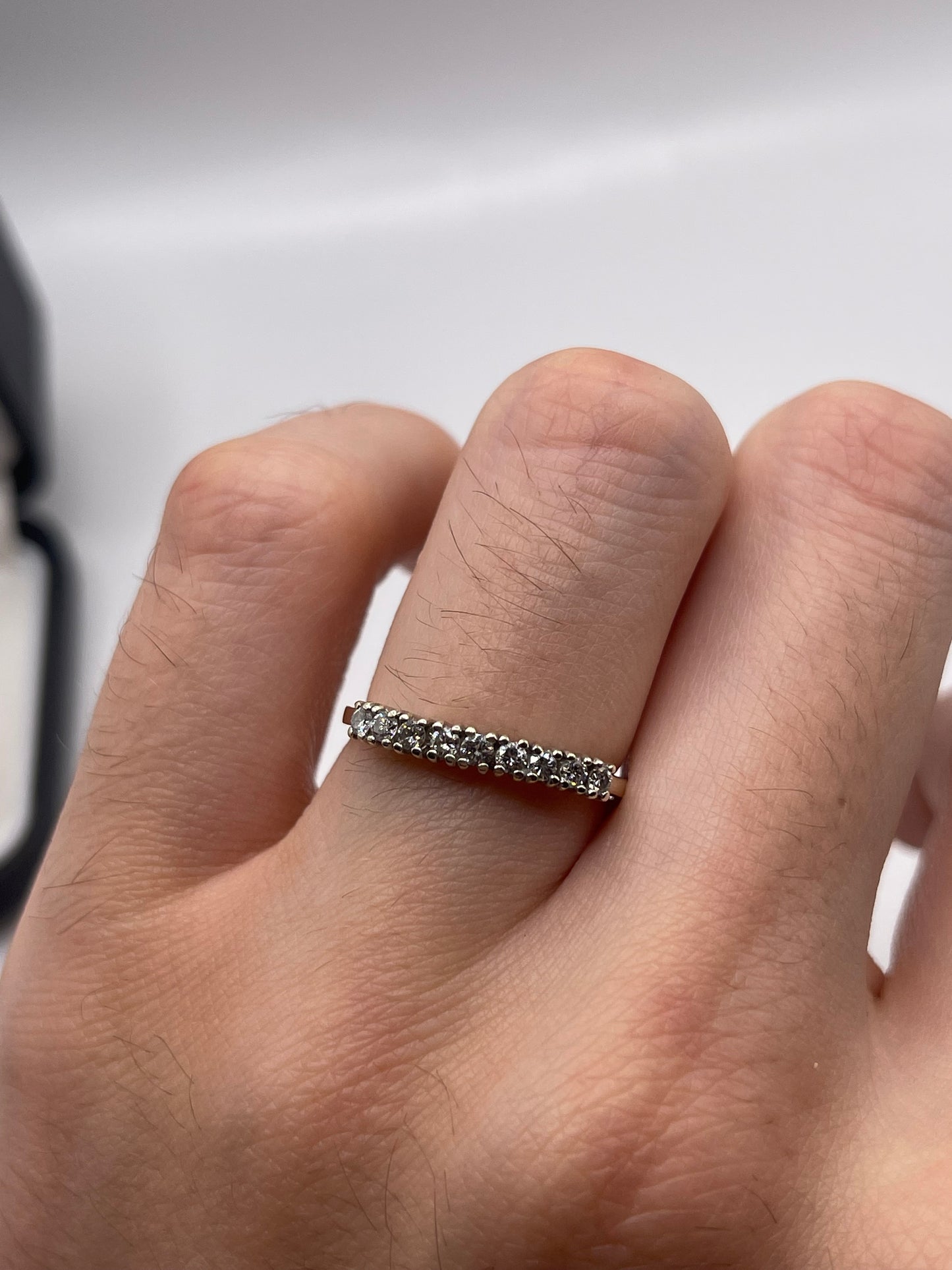 9ct gold diamond ring