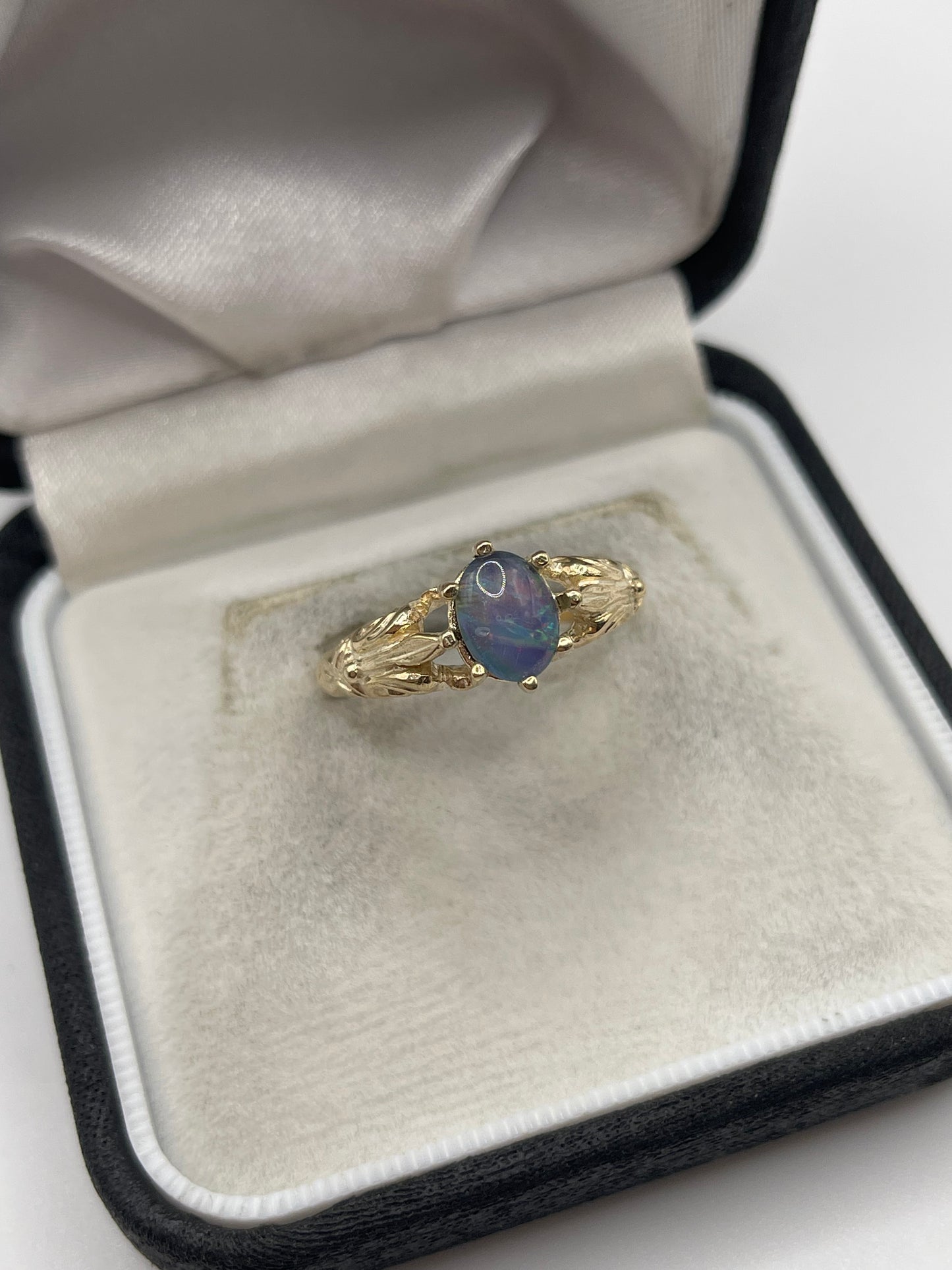 9ct gold black opal ring