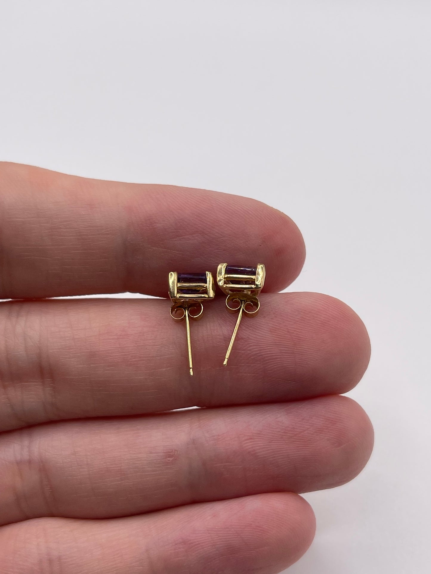 9ct gold amethyst earrings