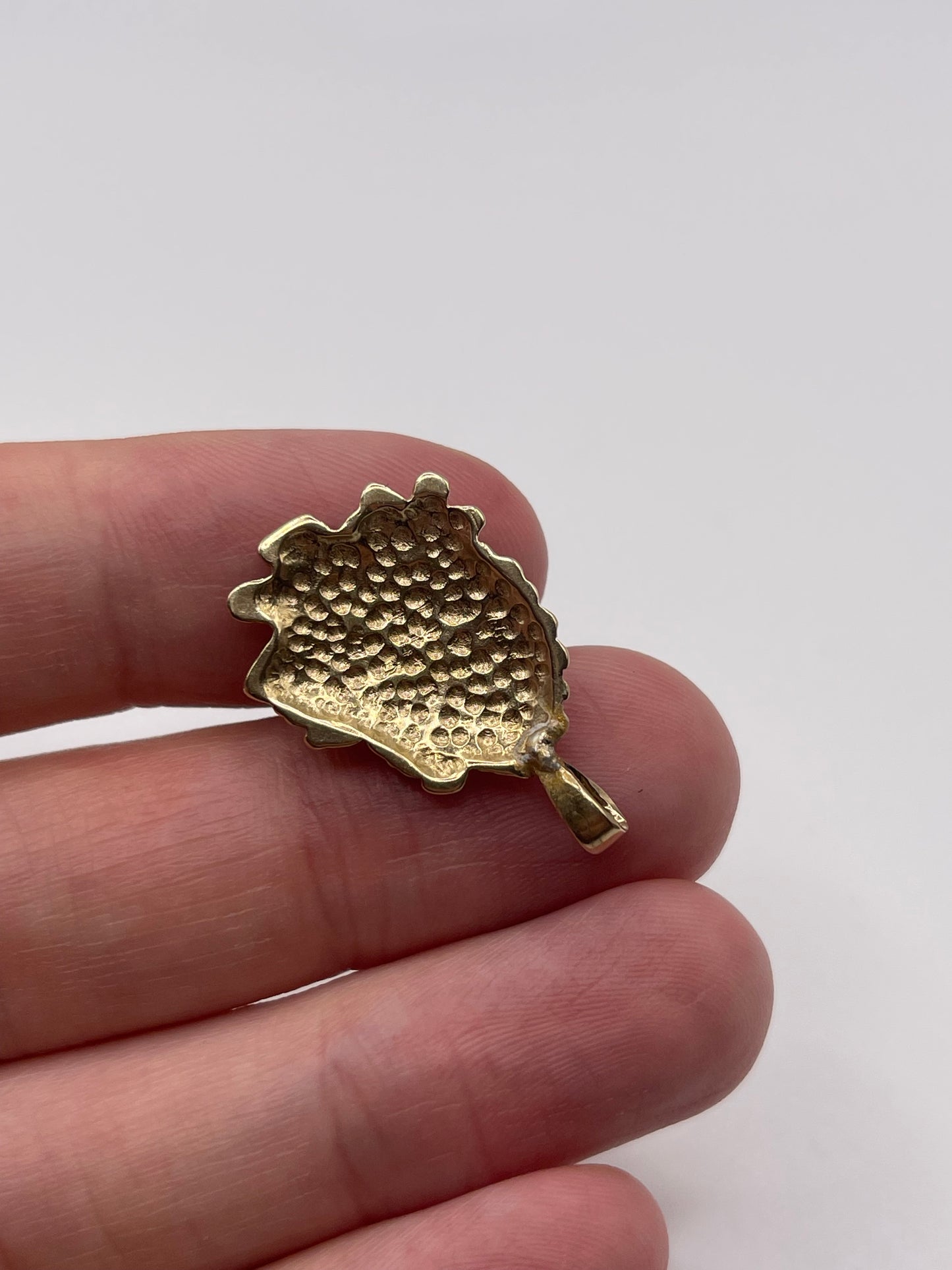 9ct gold Native American pendant