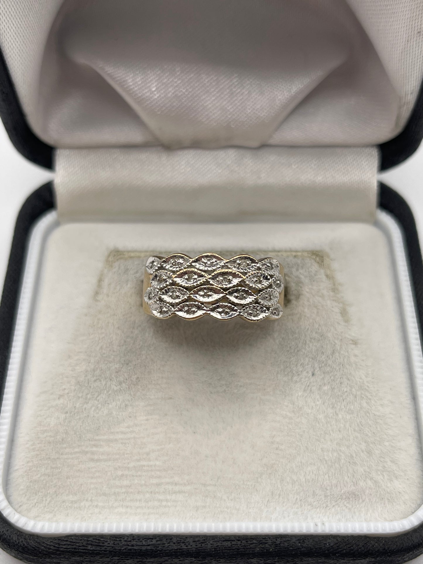 9ct gold diamond cluster ring