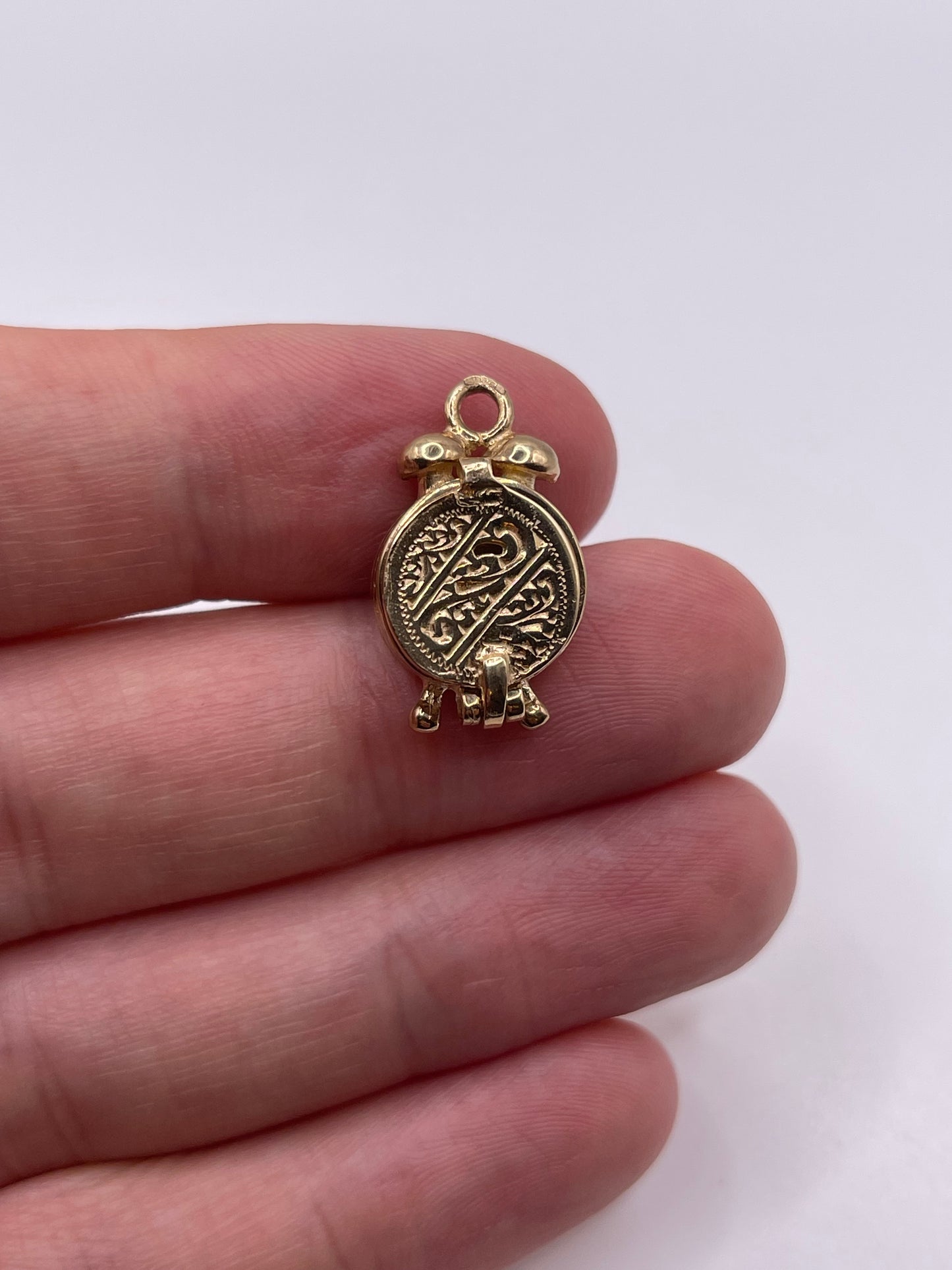 9ct gold alarm clock charm