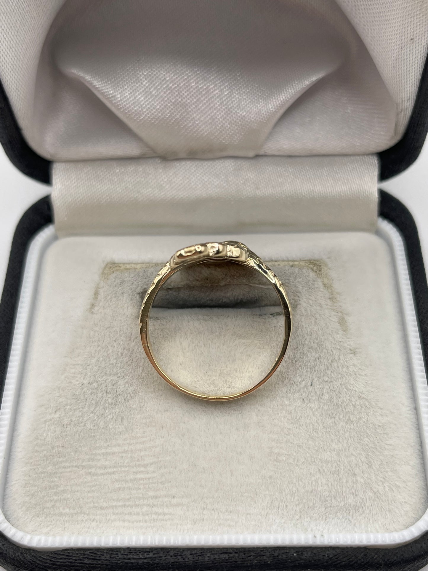 9ct gold snake ring