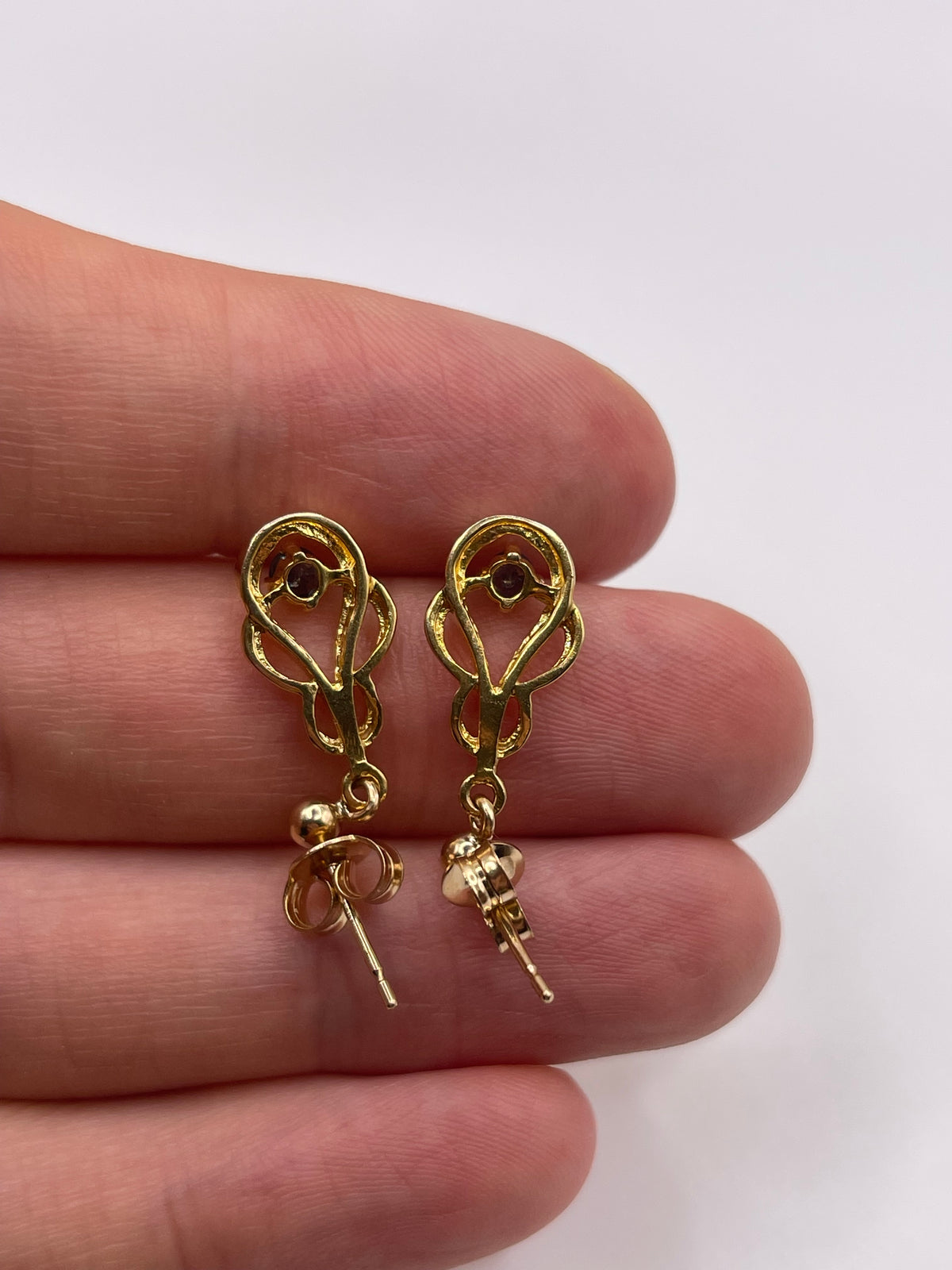 9ct gold sapphire earrings