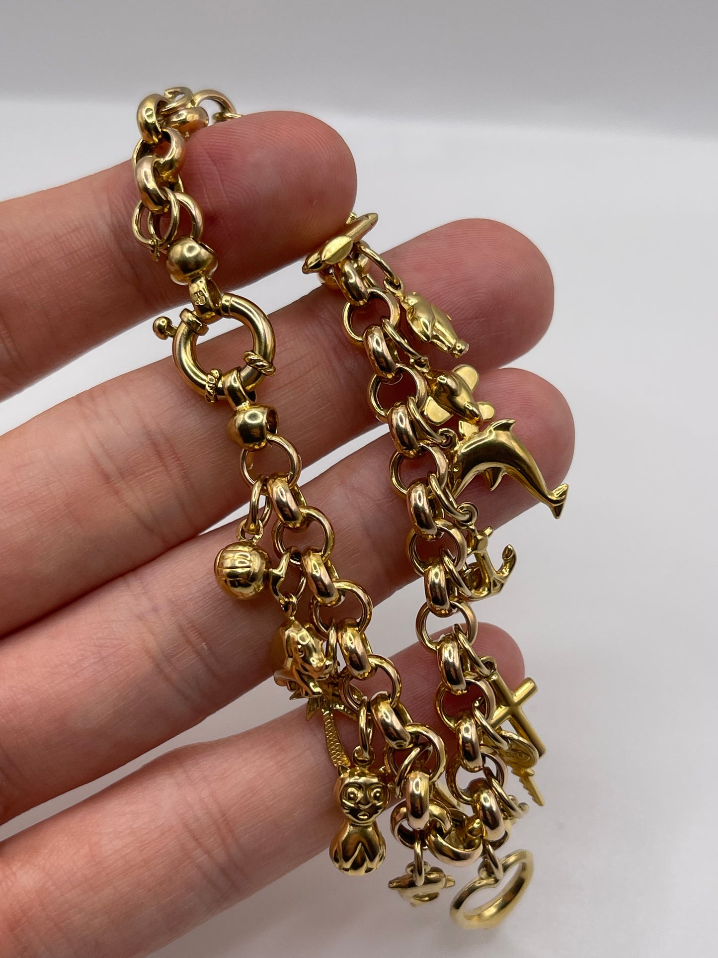 9ct gold charm bracelet