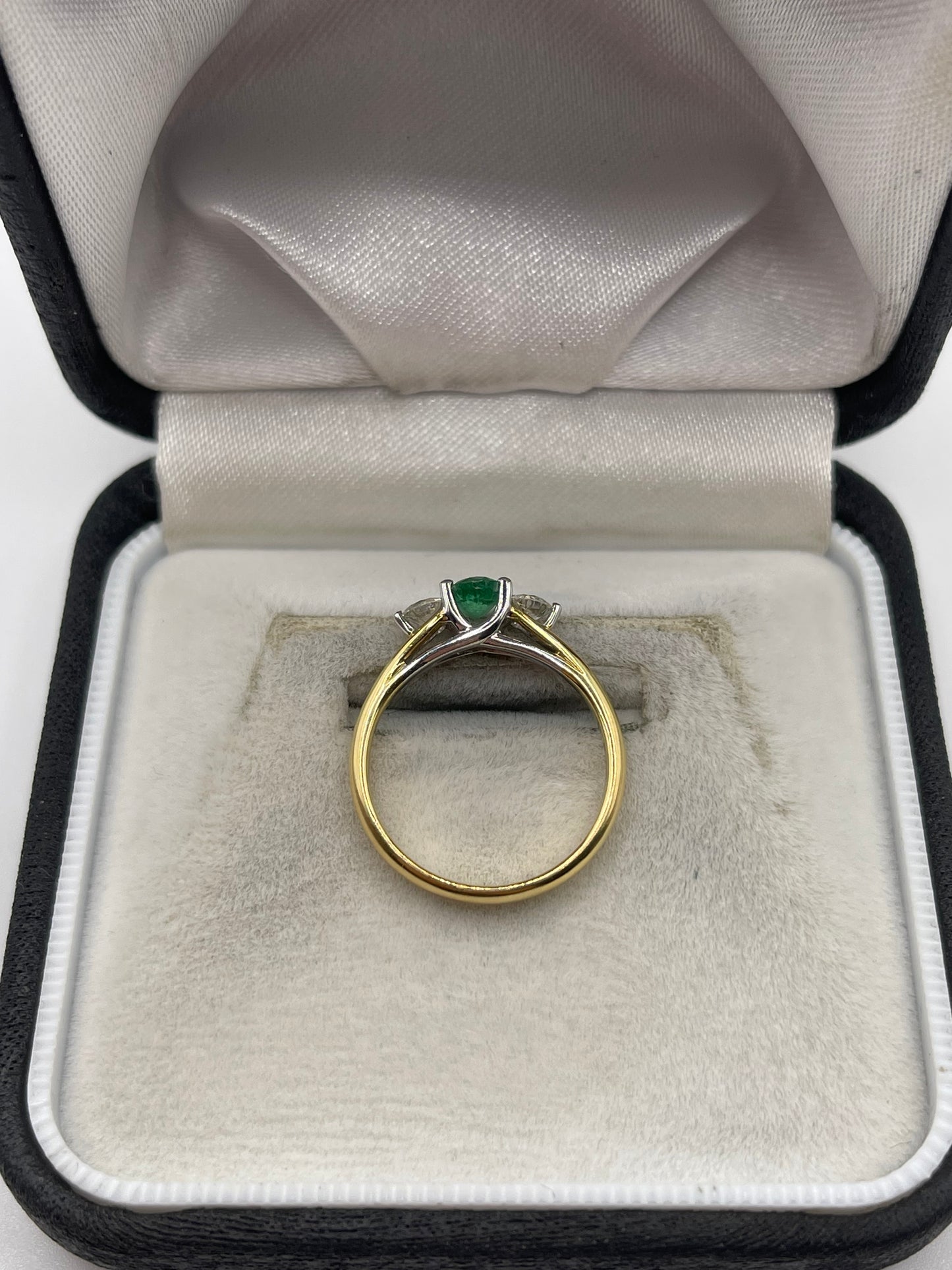 18ct gold emerald and diamond ring