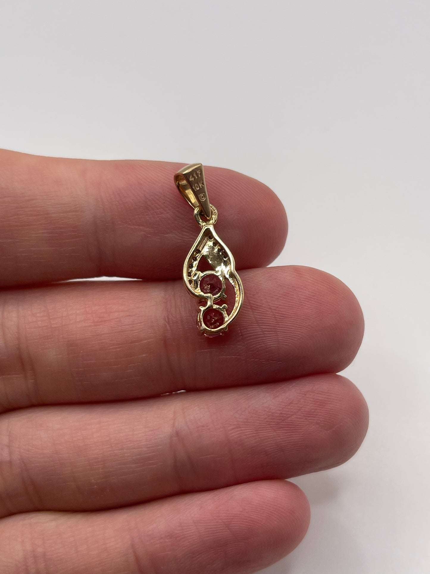9ct gold tourmaline and diamond pendant
