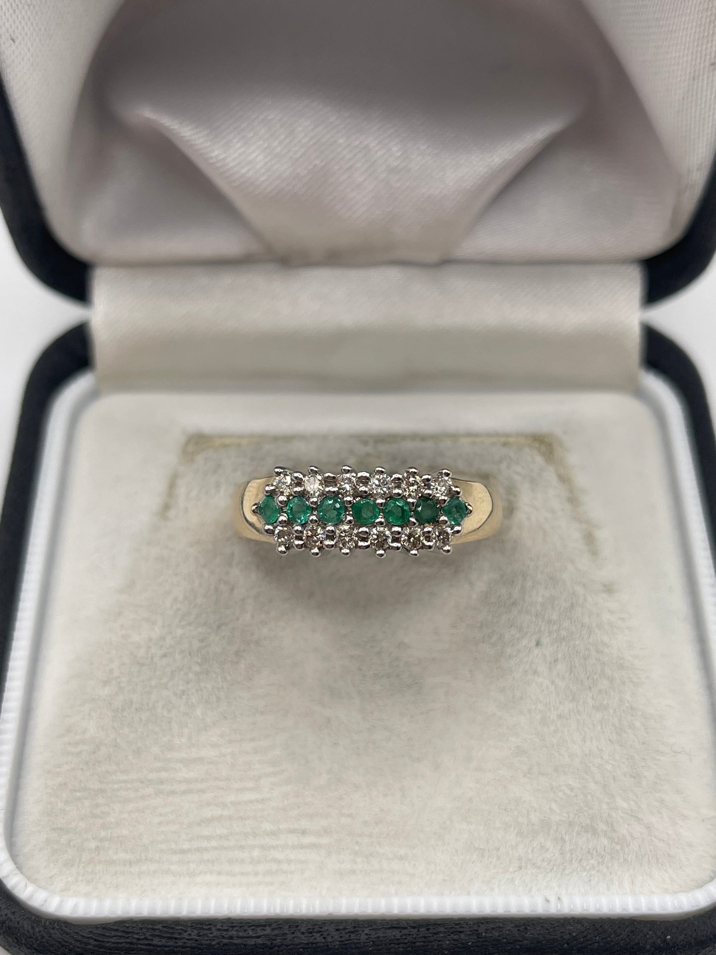 9ct gold emerald and diamond ring