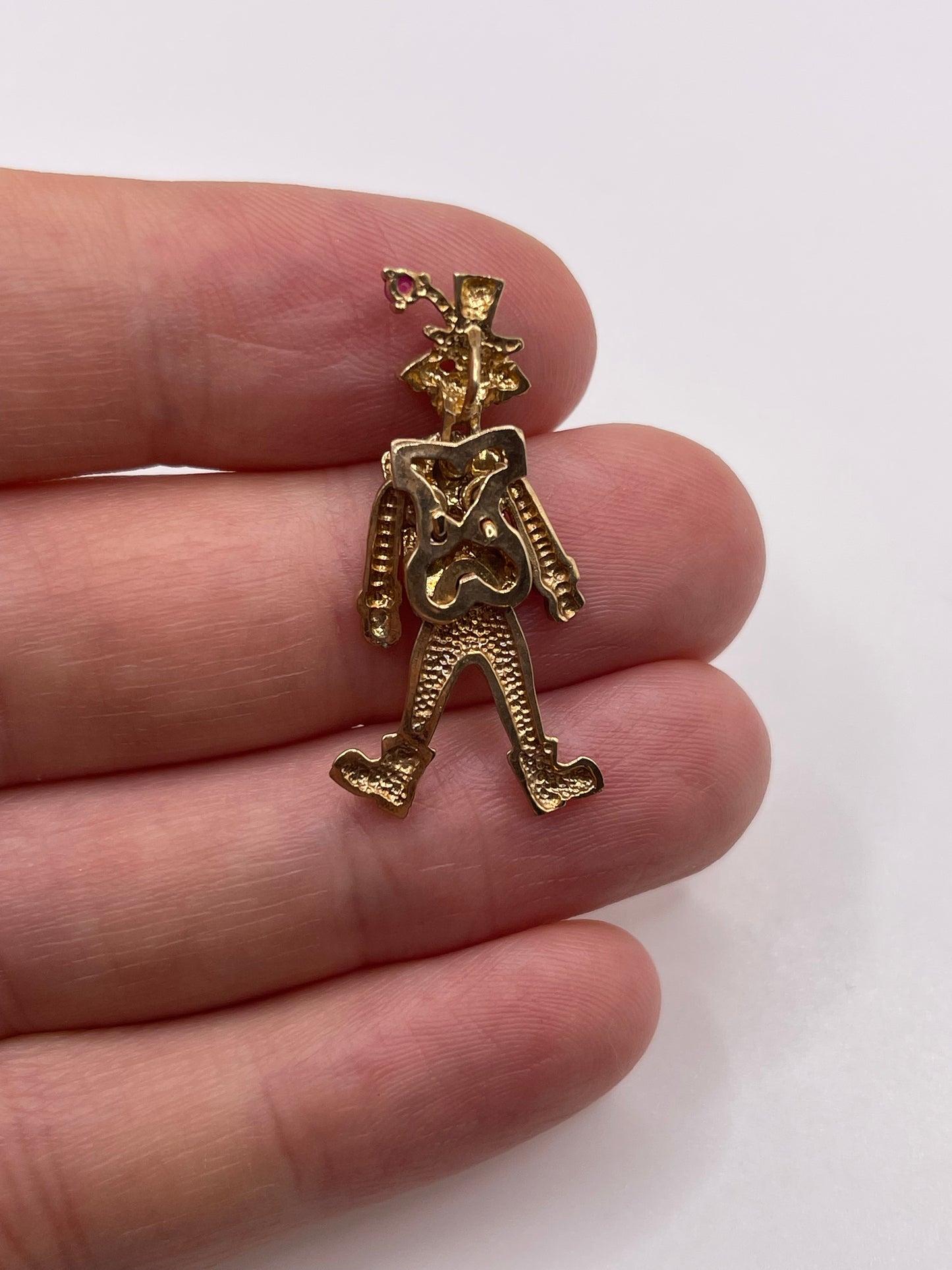 9ct gold sapphire and ruby clown pendant