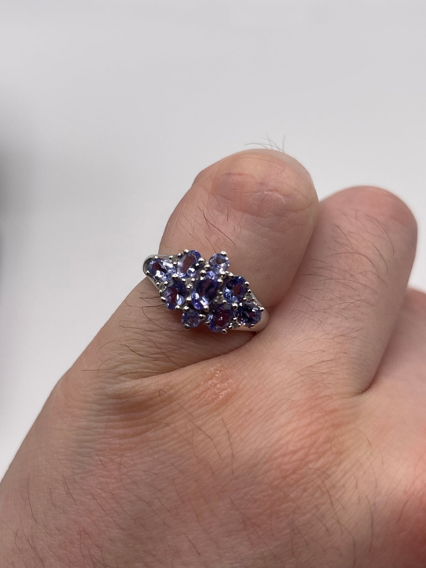 9ct white gold tanzanite and diamond ring