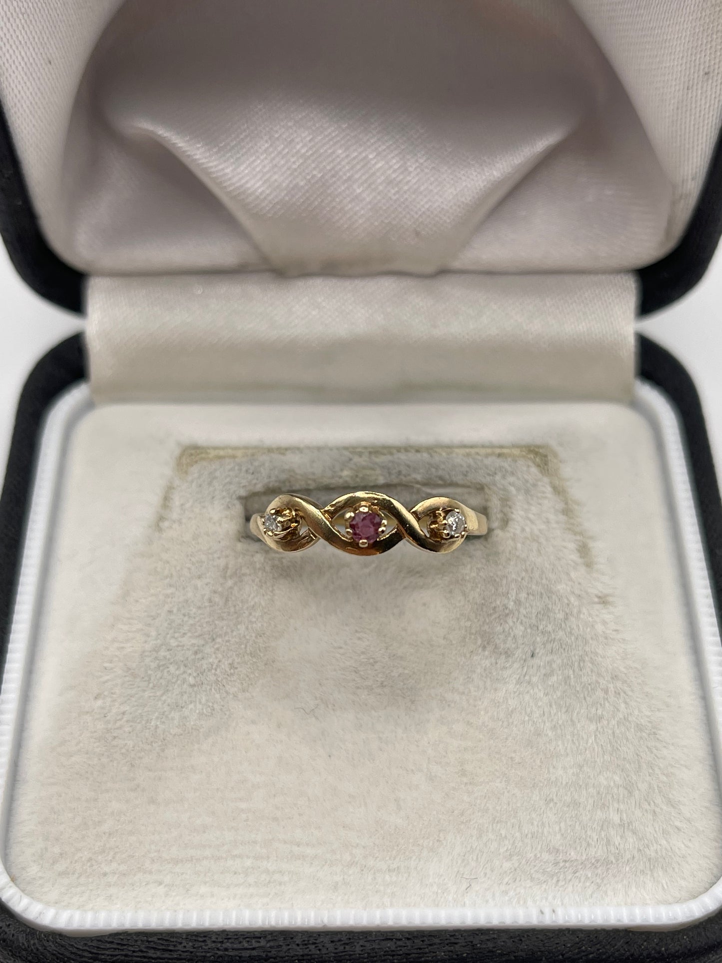 9ct gold ruby and diamond ring
