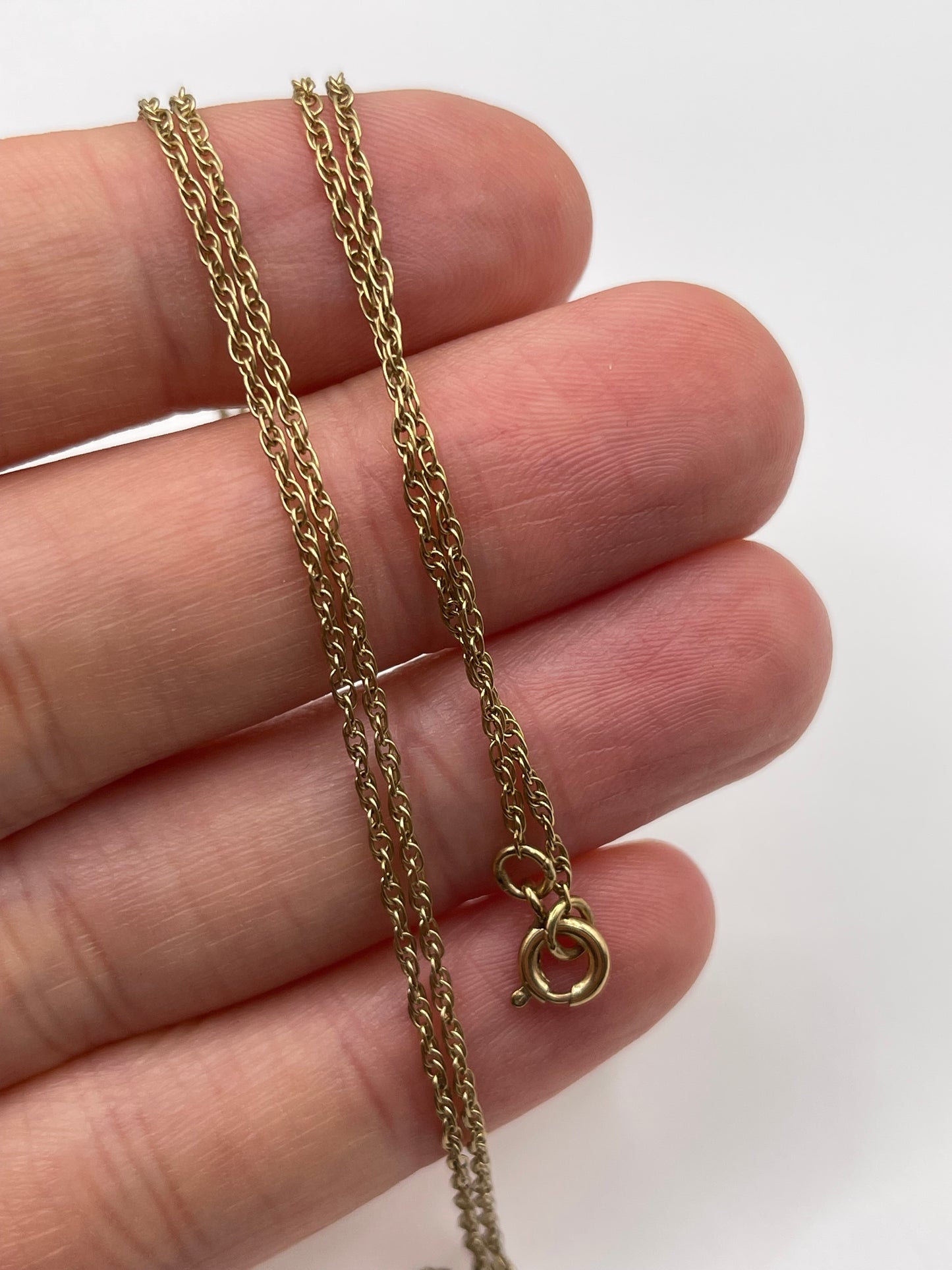9ct gold chain 166