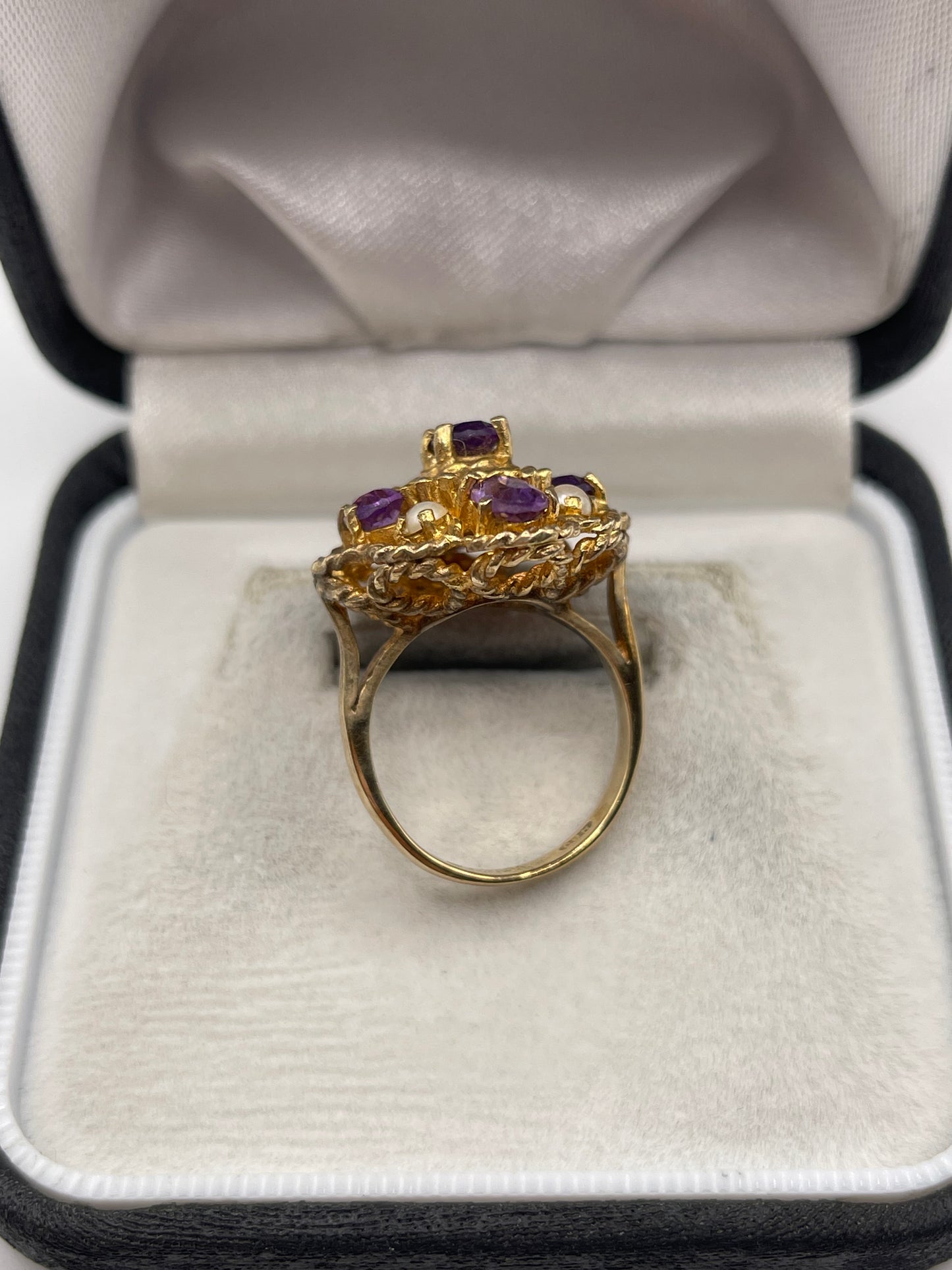 9ct gold amethyst and pearl ring