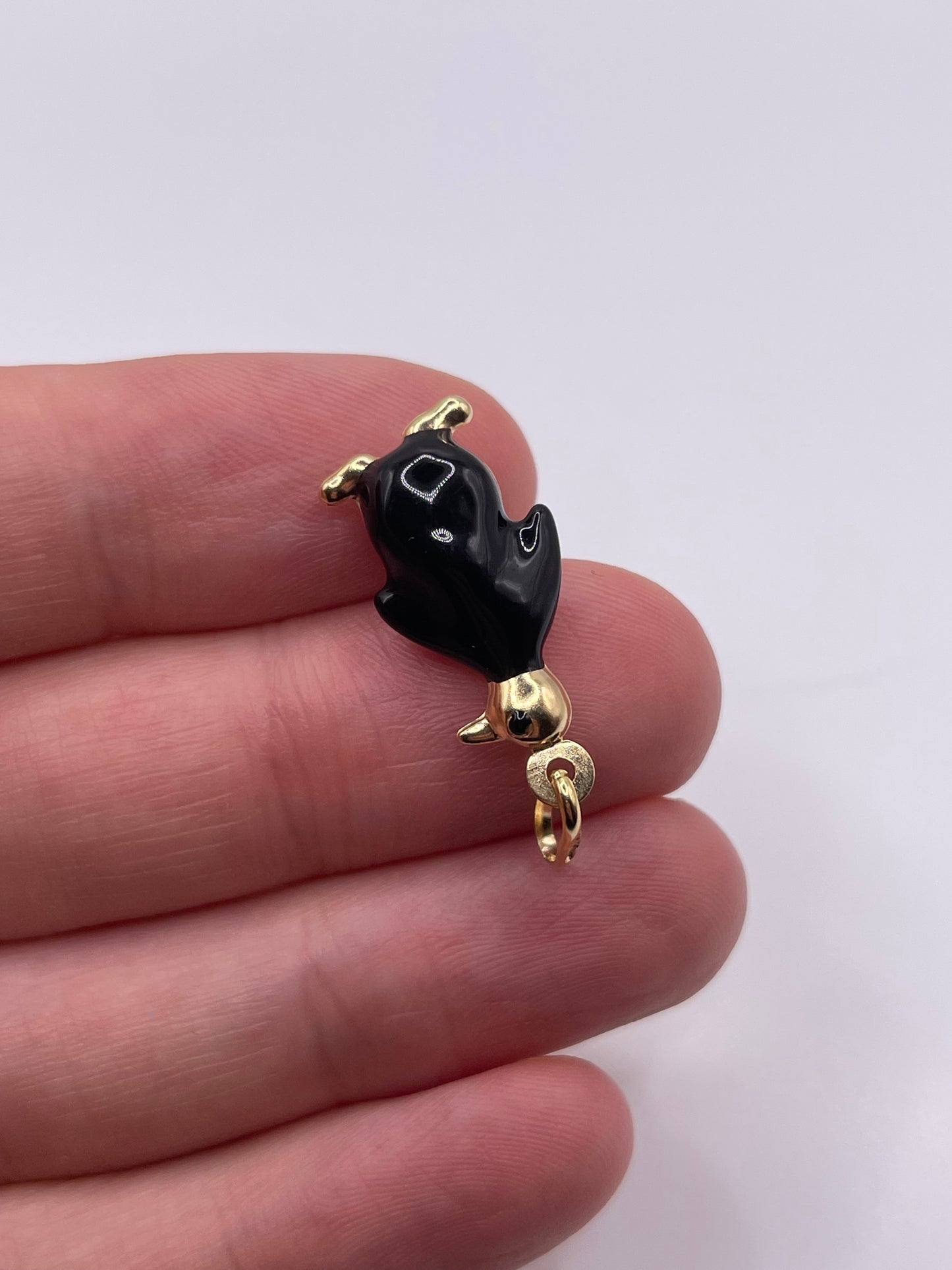 9ct gold enamel penguin charm