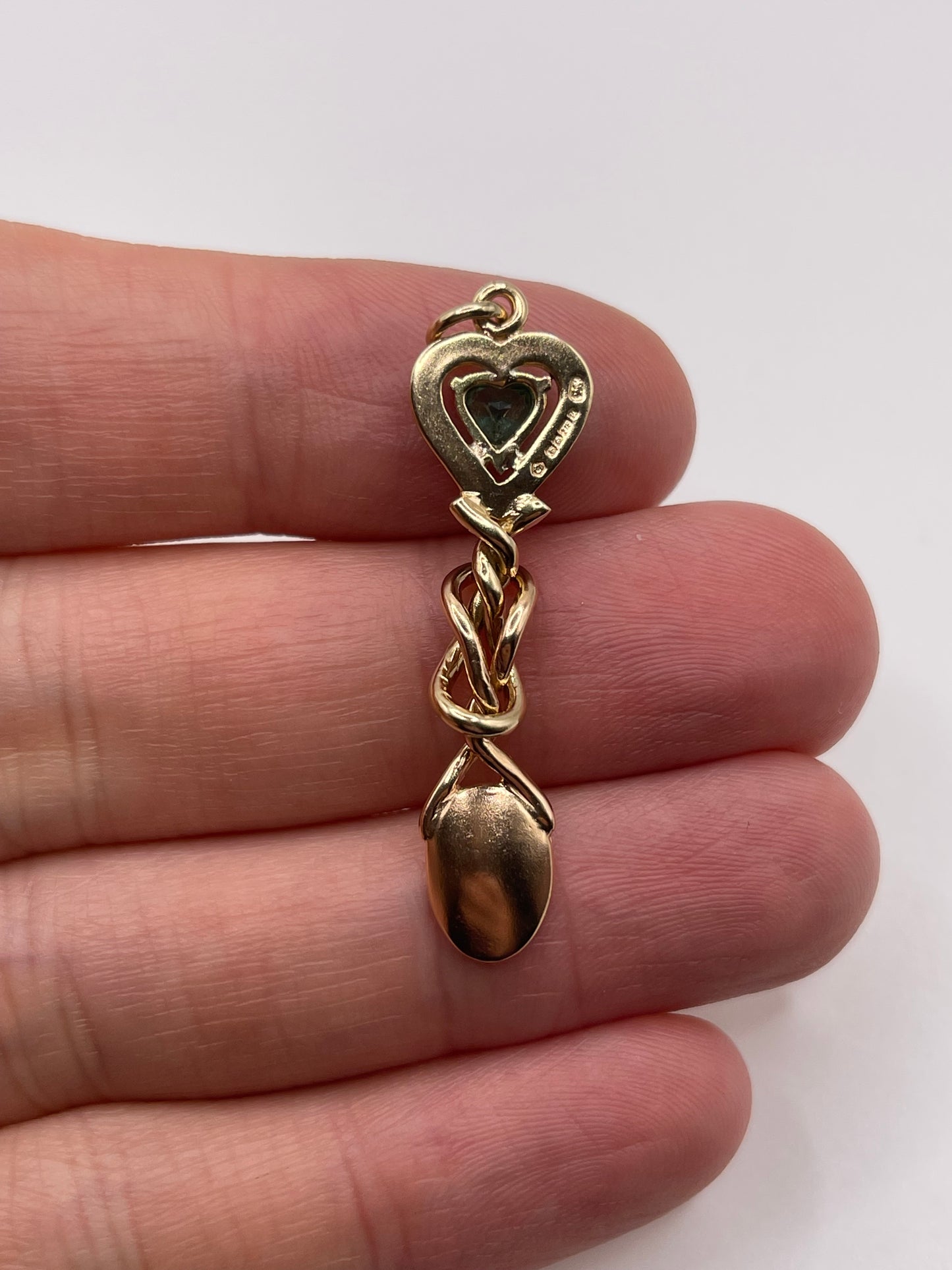 Clogau 9ct gold emerald pendant