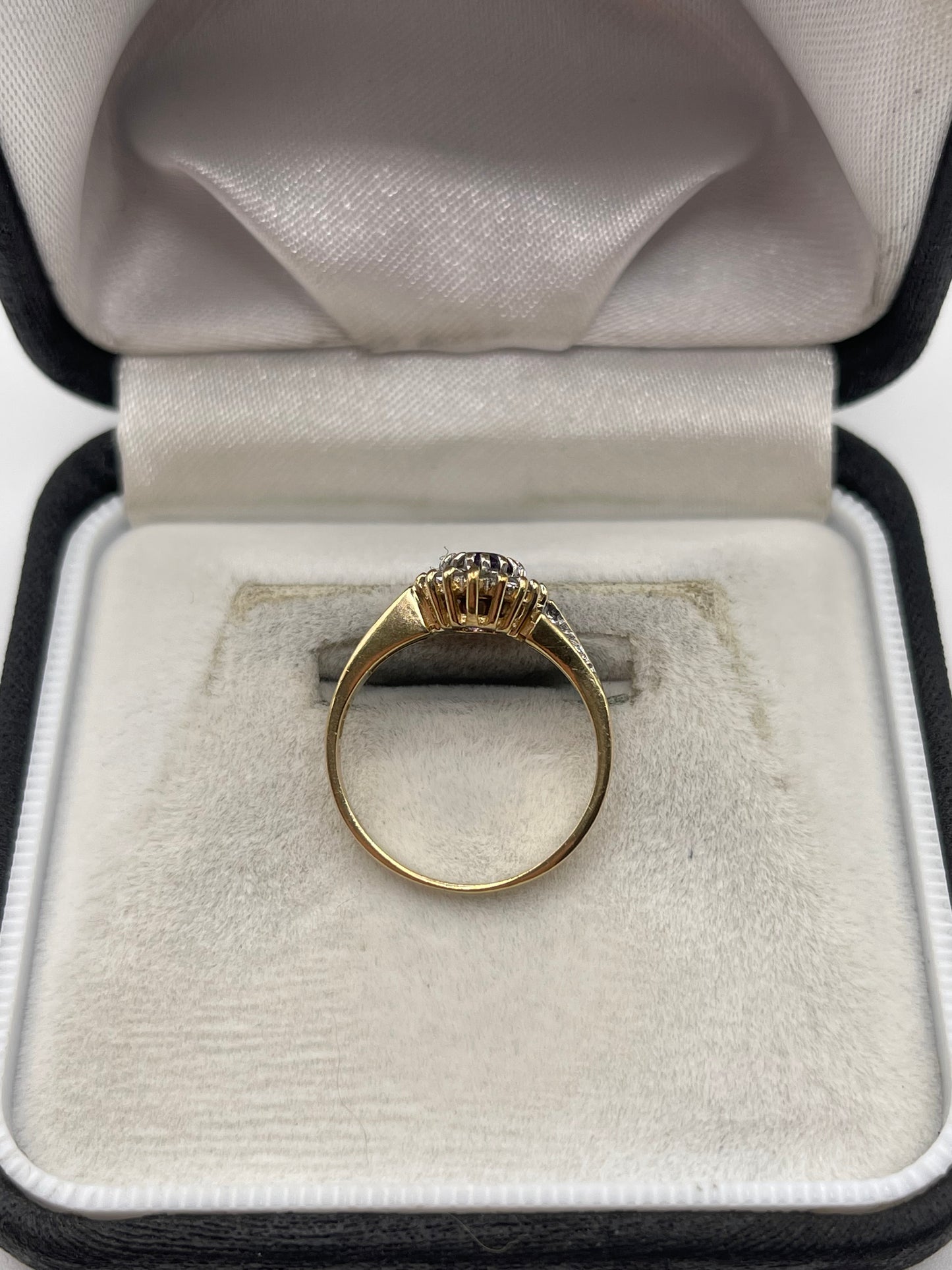 9ct gold amethyst and diamond ring