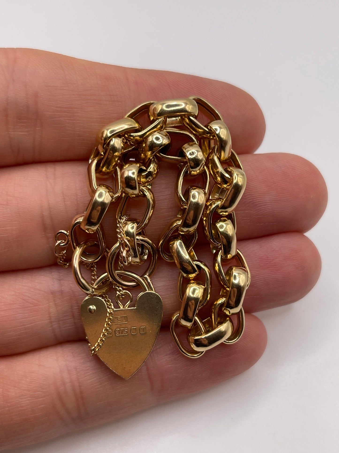9ct gold padlock bracelet