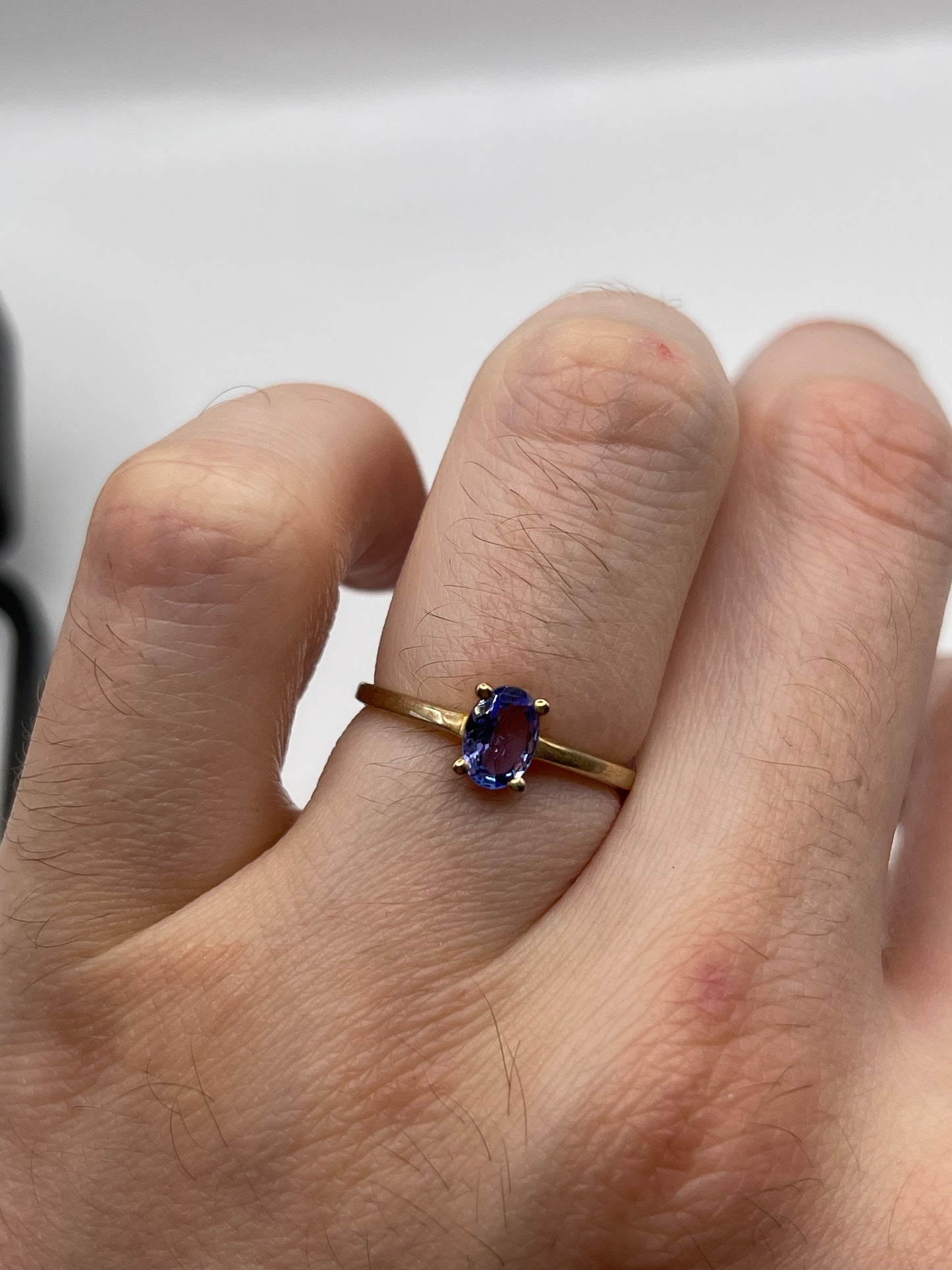 9ct gold tanzanite ring