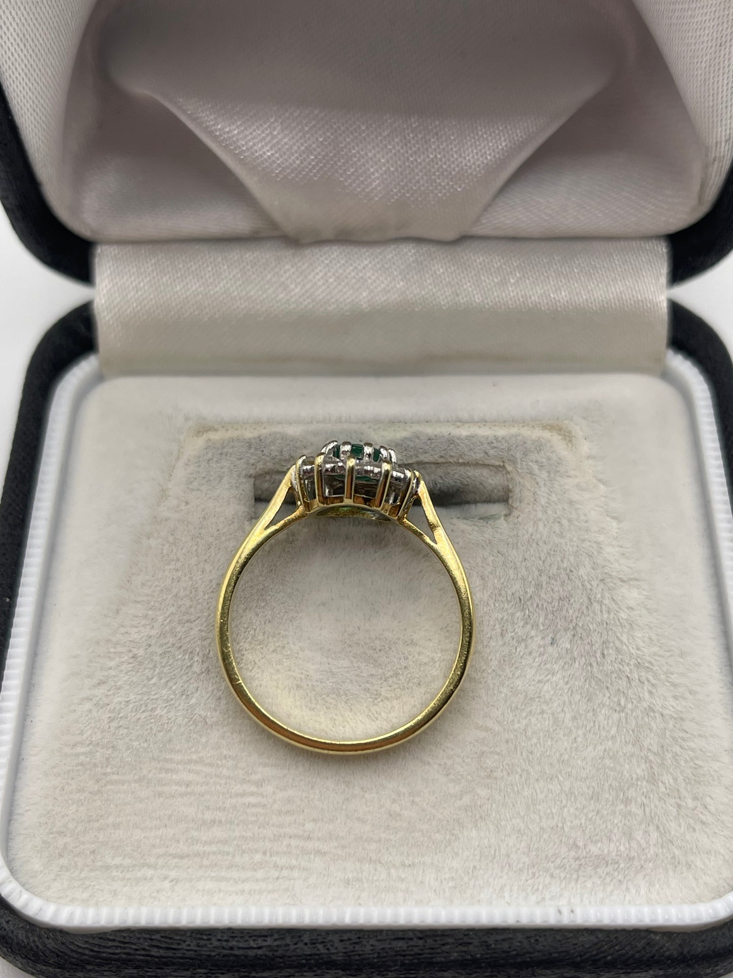 18ct gold emerald and diamond ring