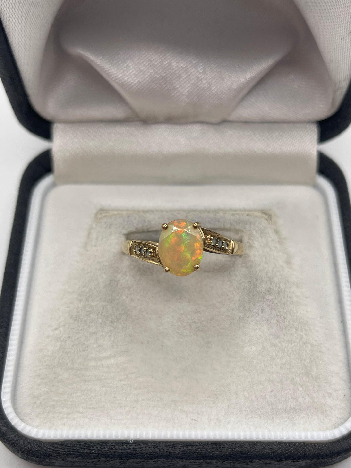 9ct gold opal and alexandrite ring