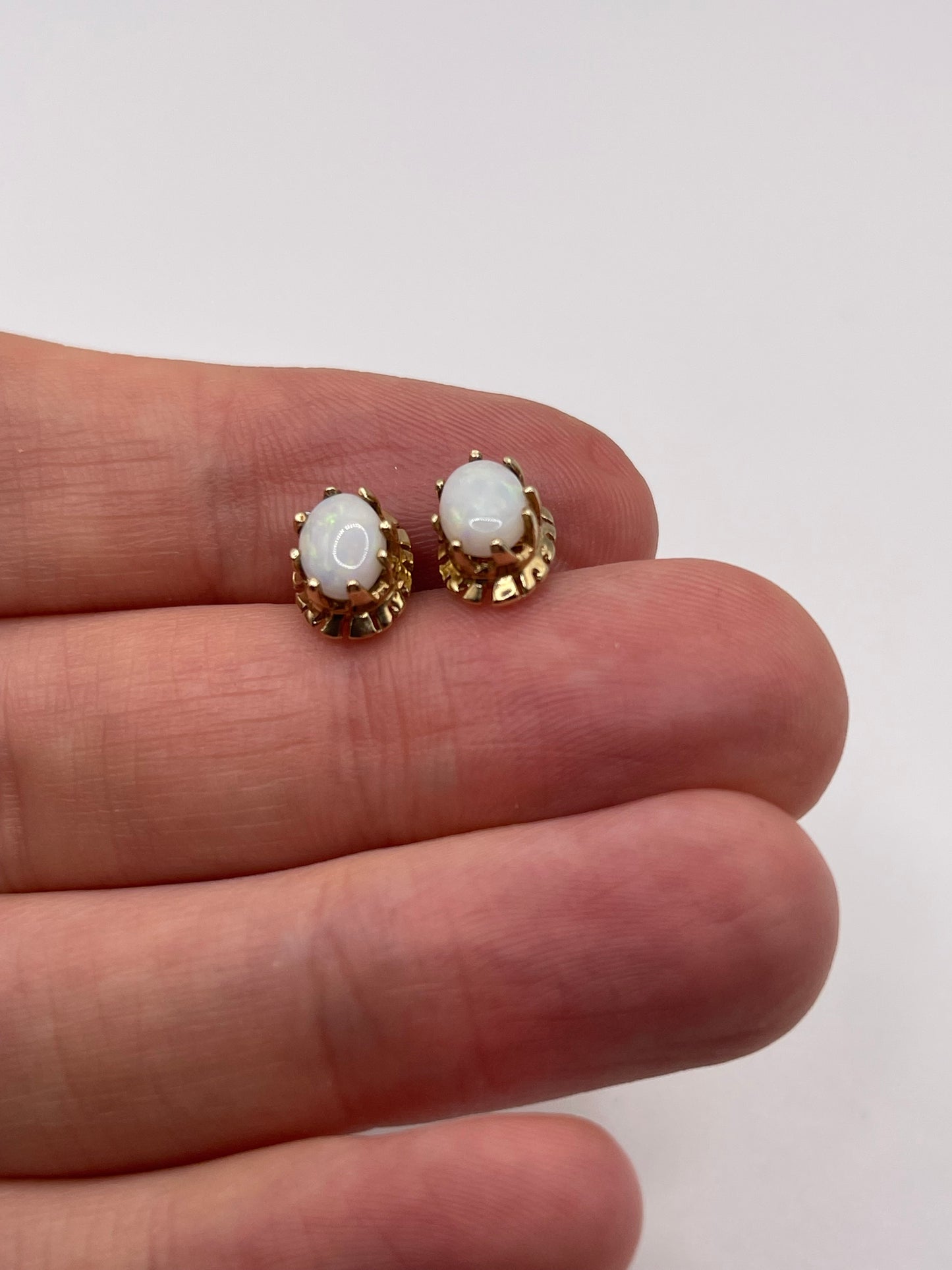 9ct gold opal earrings