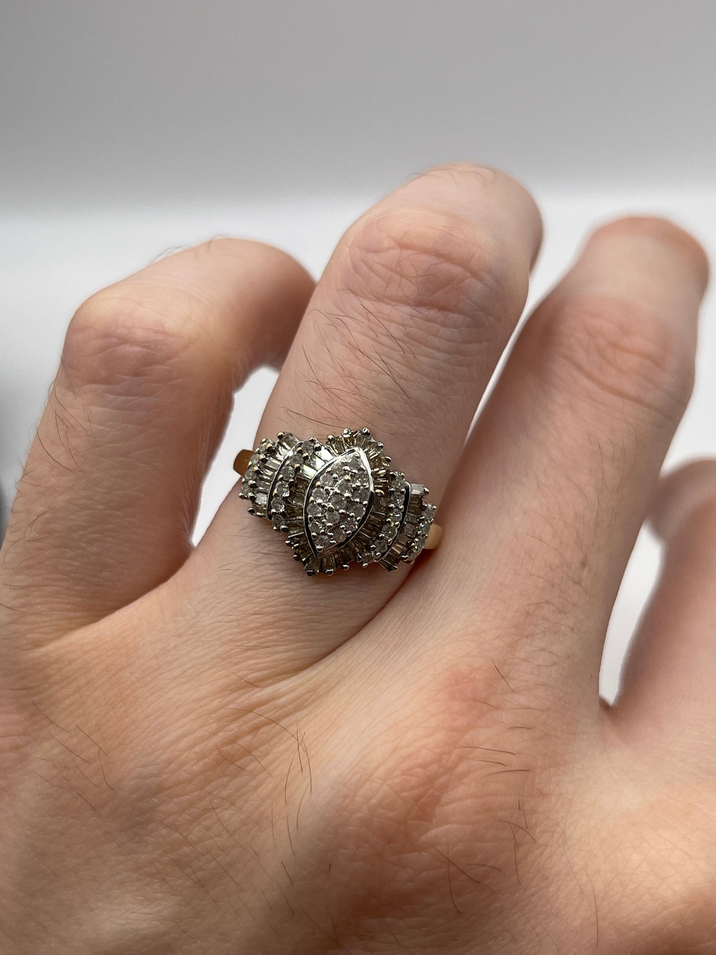 9ct gold diamond cluster ring