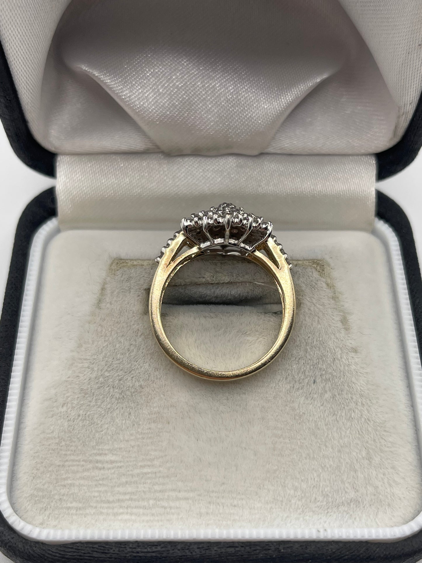 9ct gold diamond cluster ring