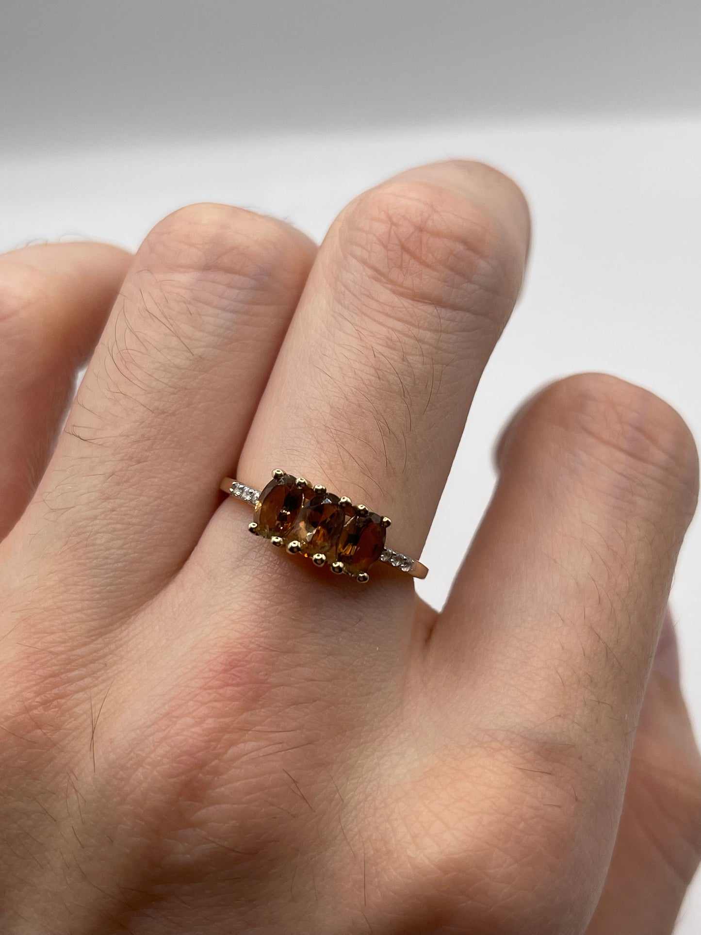 9ct gold quartz and zircon ring