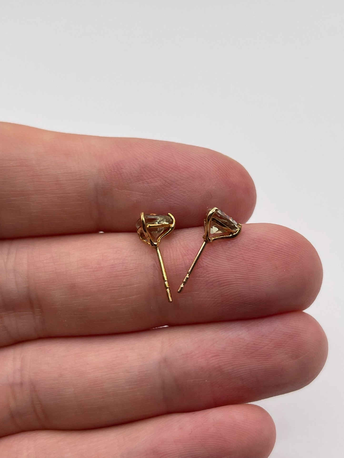 9ct gold quartz earrings