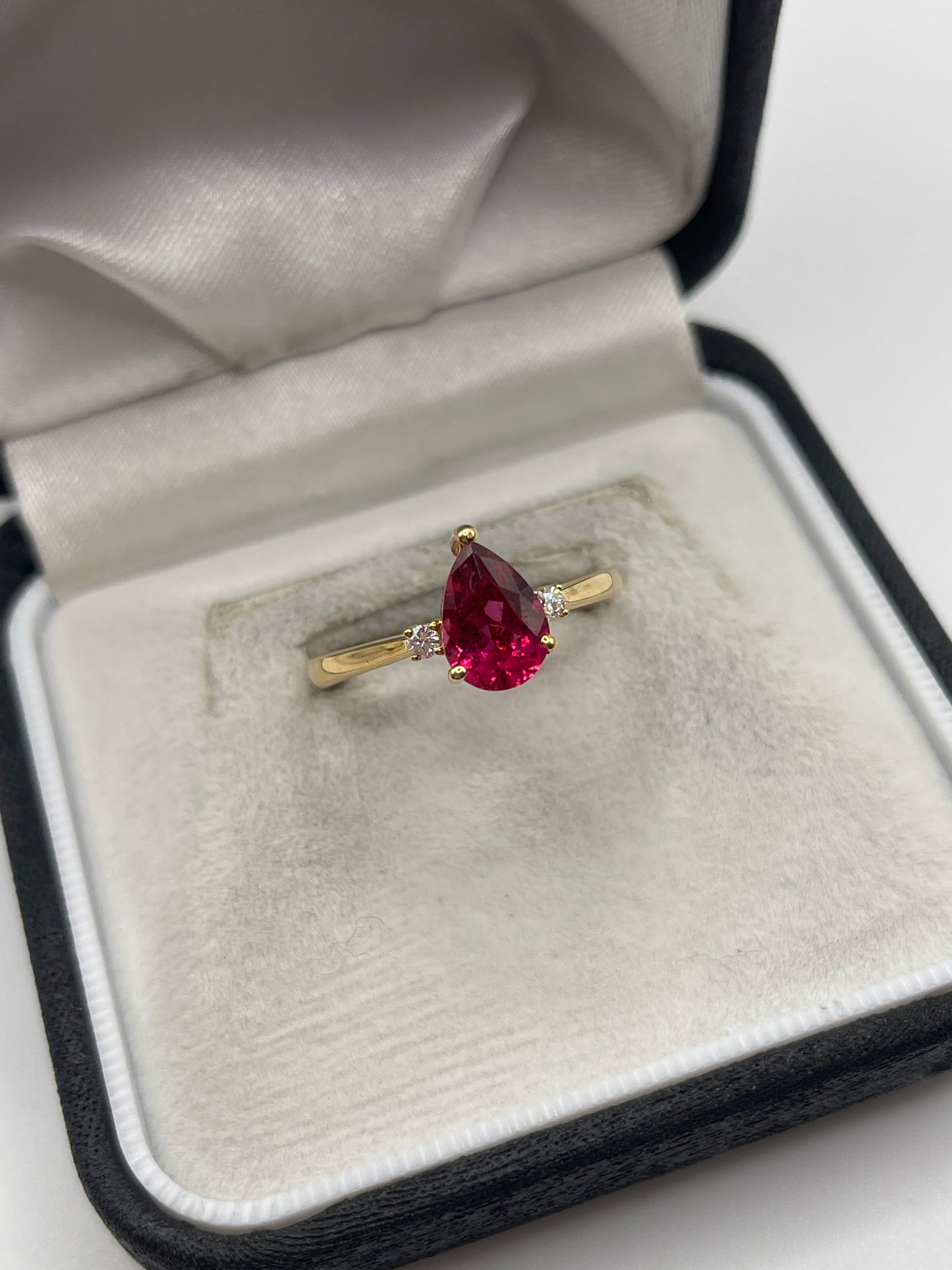 18ct gold tourmaline and diamond ring