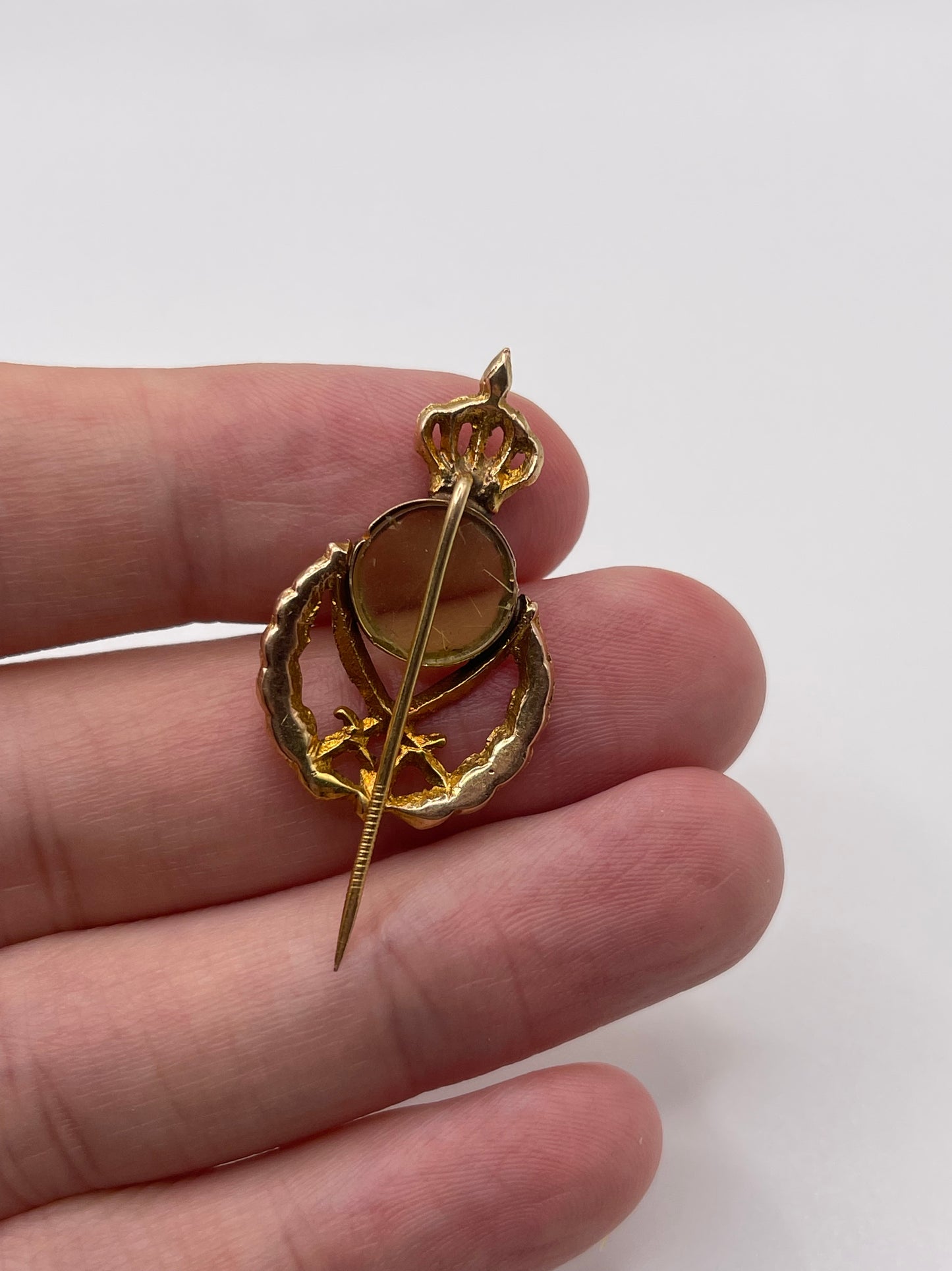 Antique 15ct gold sweetheart pin