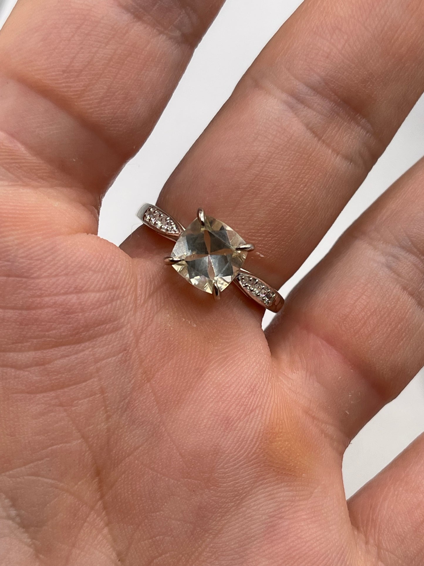 Silver quartz and zircon ring