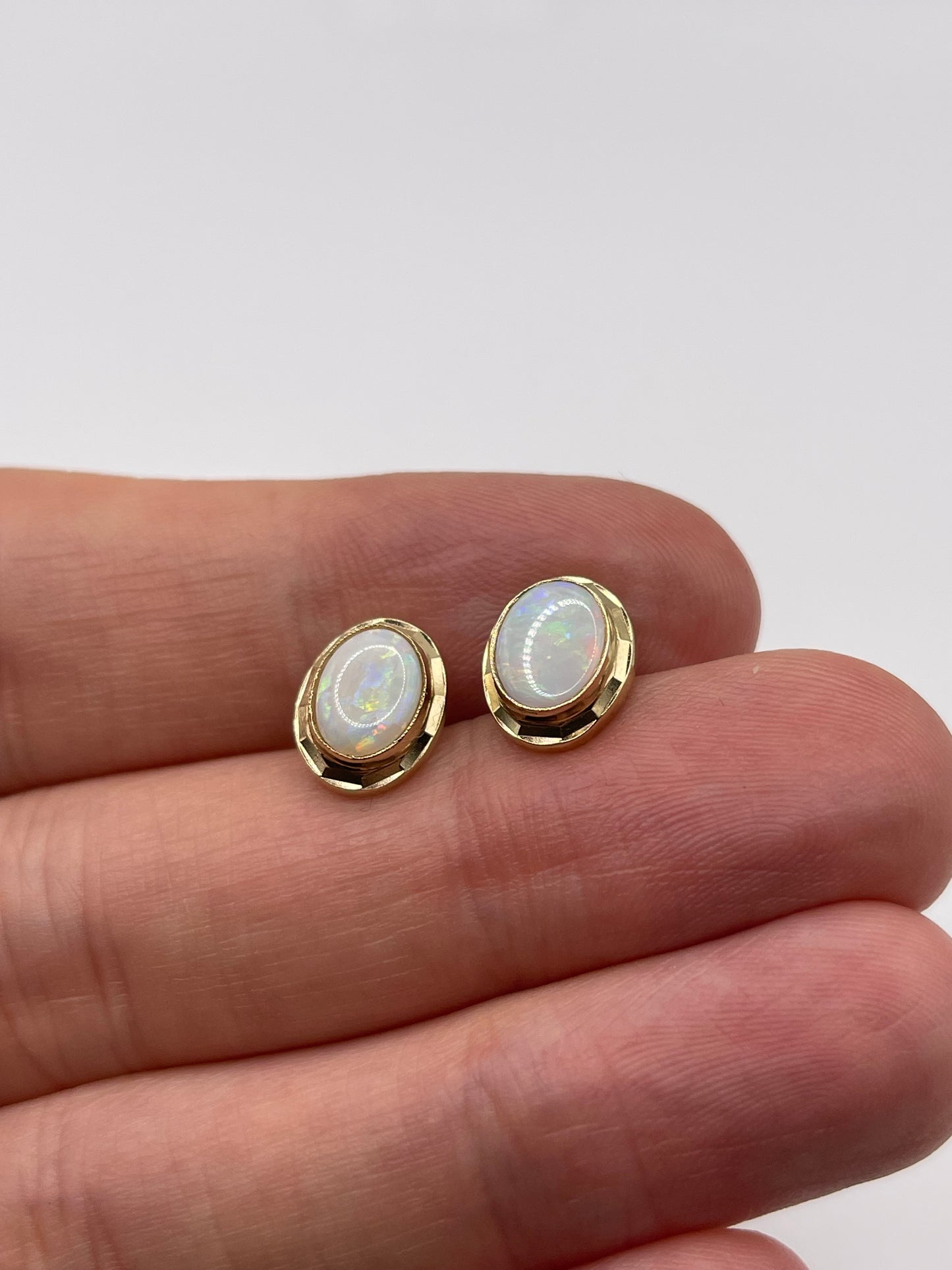 9ct gold opal earrings