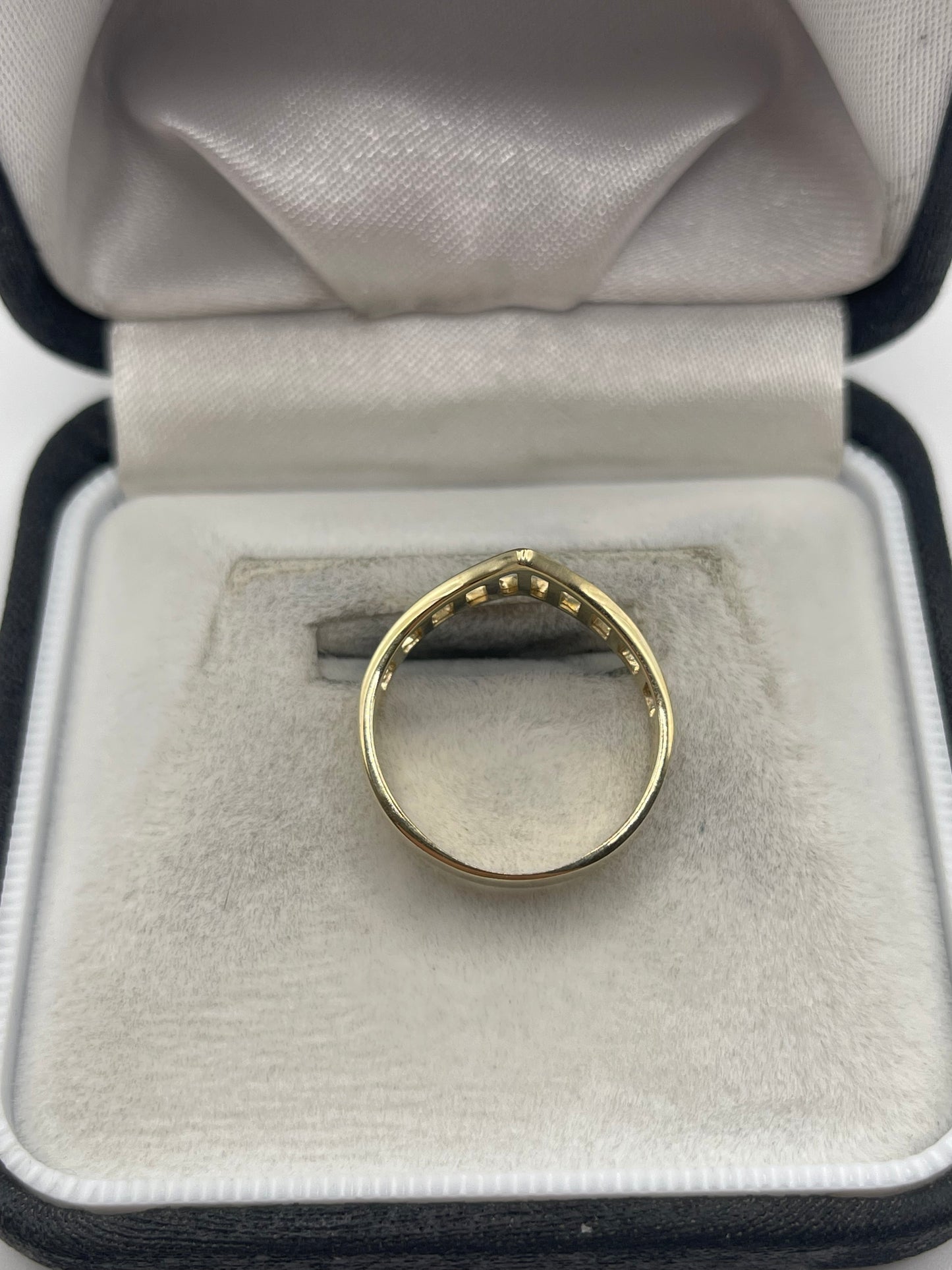 9ct gold wishbone ring