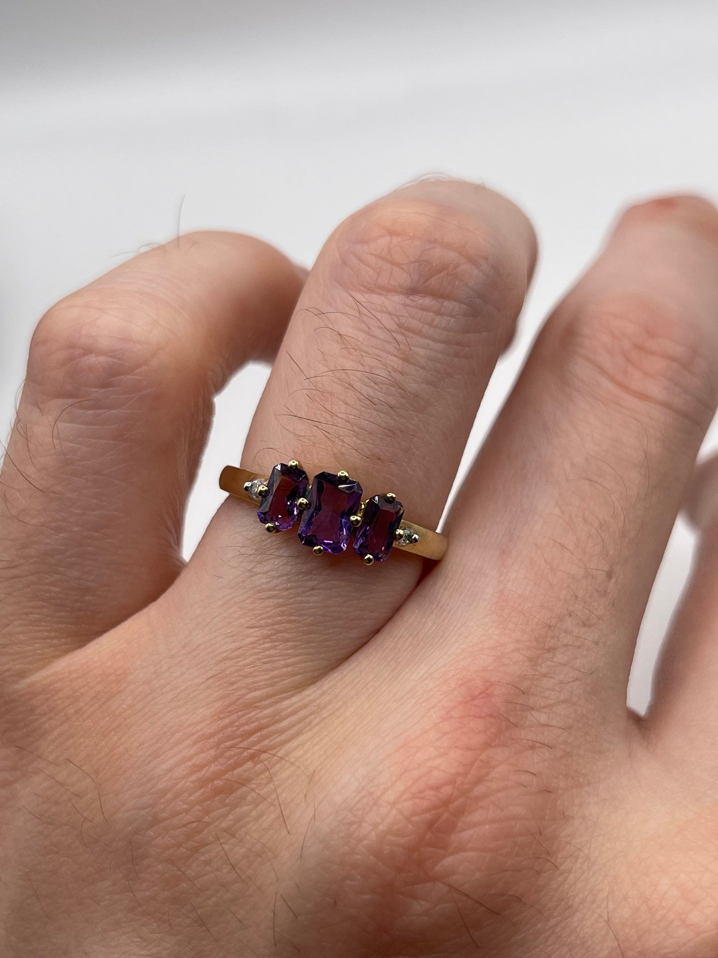 9ct gold amethyst and diamond ring
