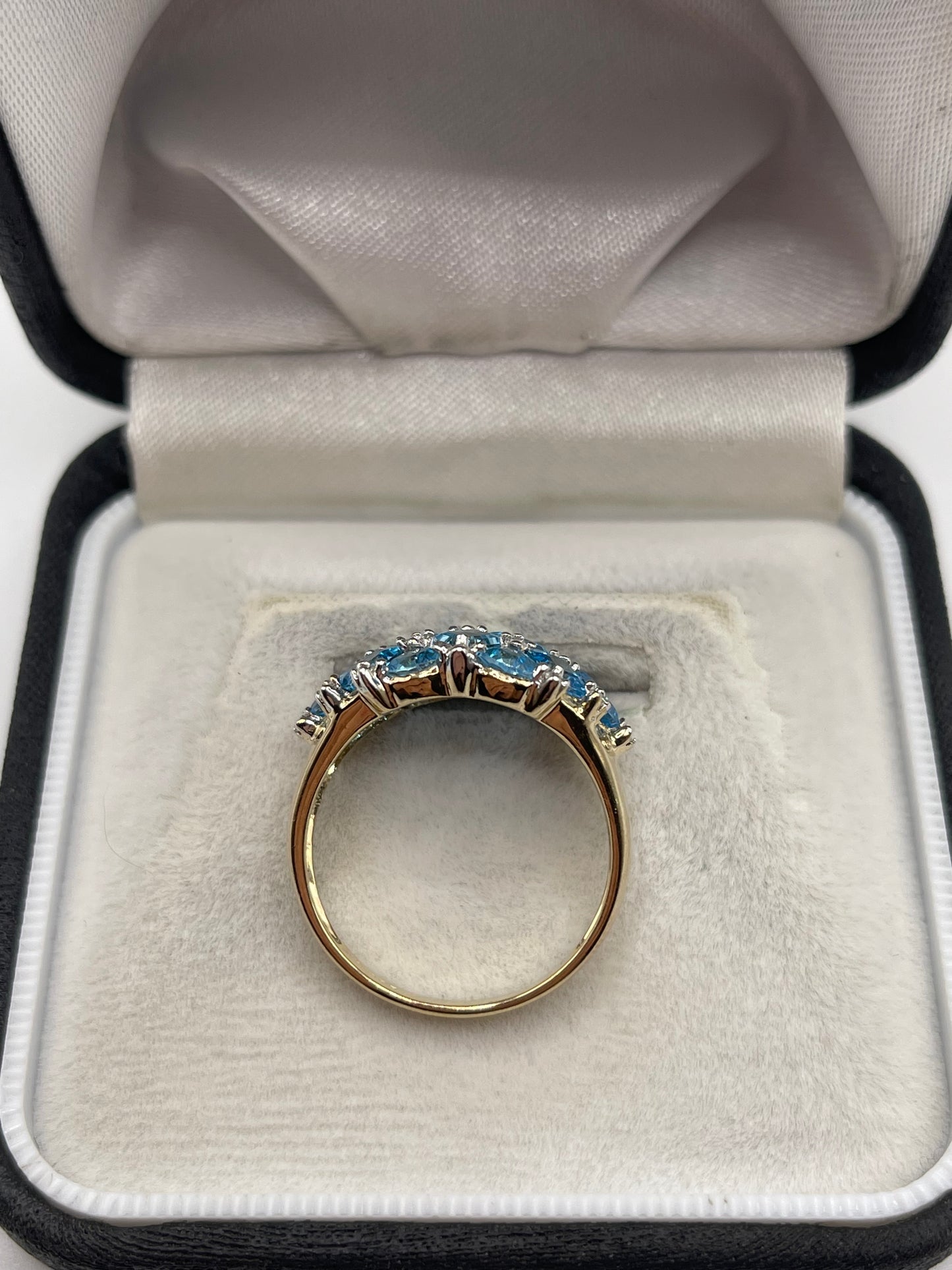 9ct gold topaz and diamond ring