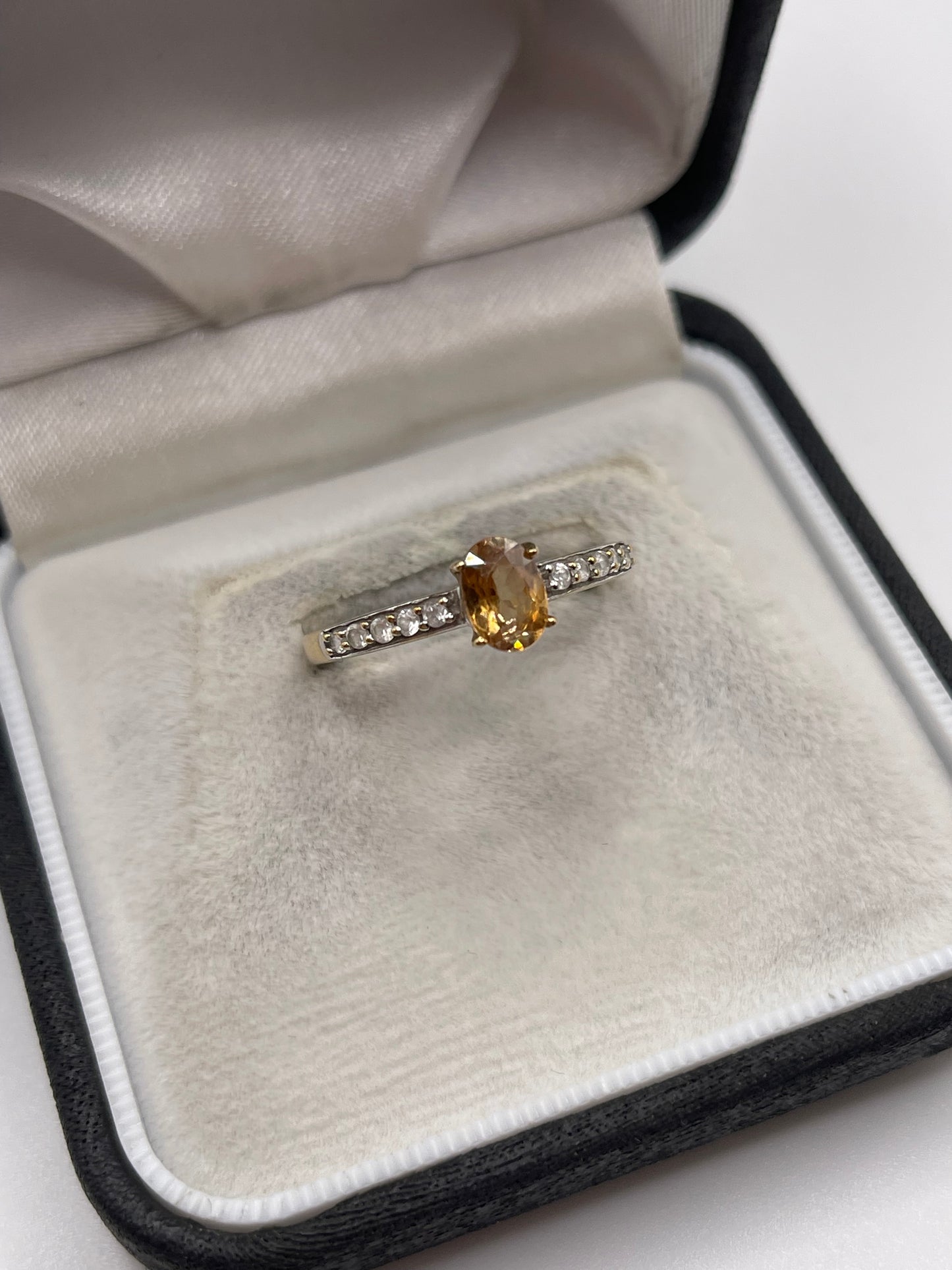 9ct gold quartz and zircon ring
