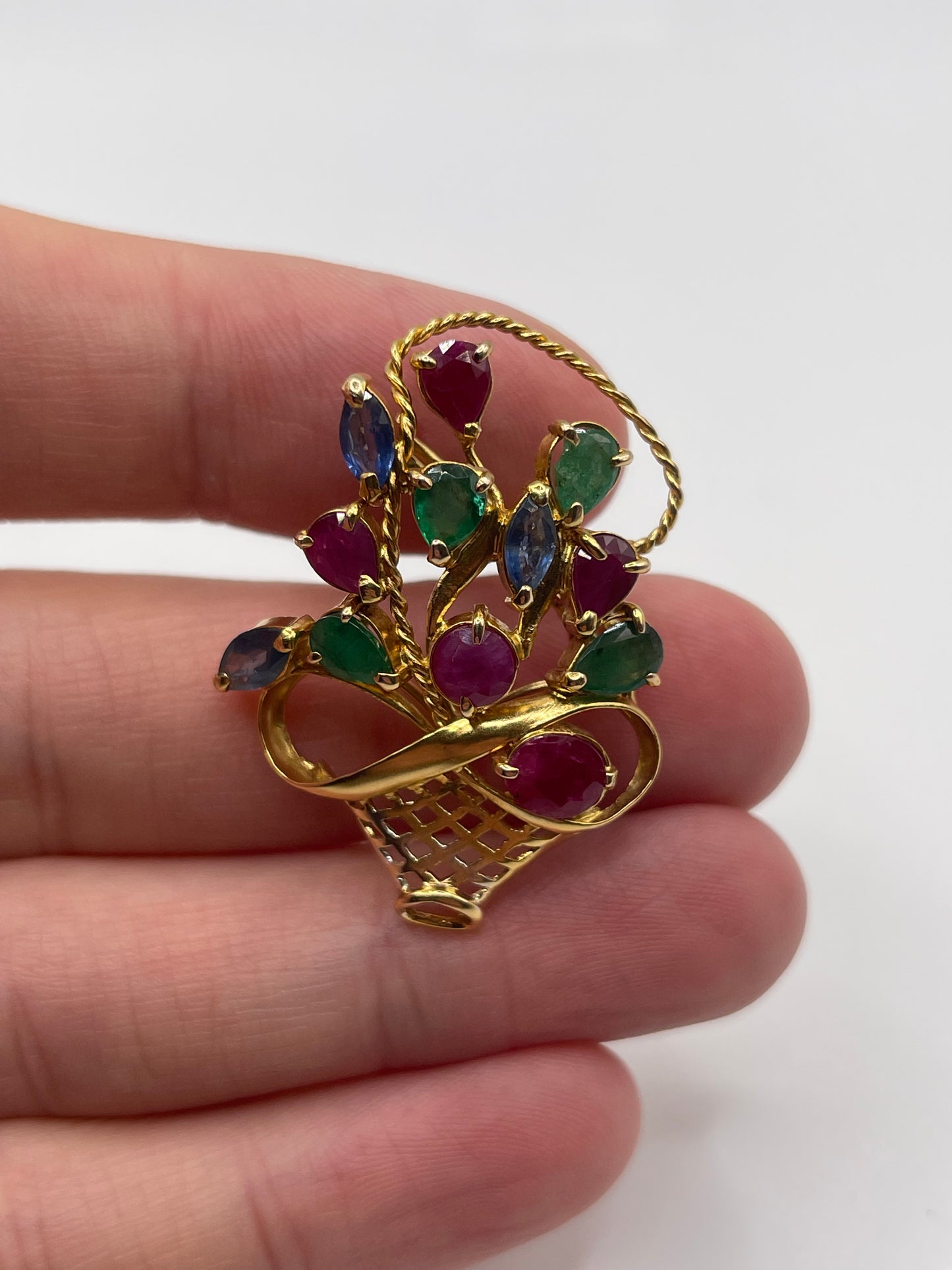 9ct gold ruby, emerald and sapphire brooch