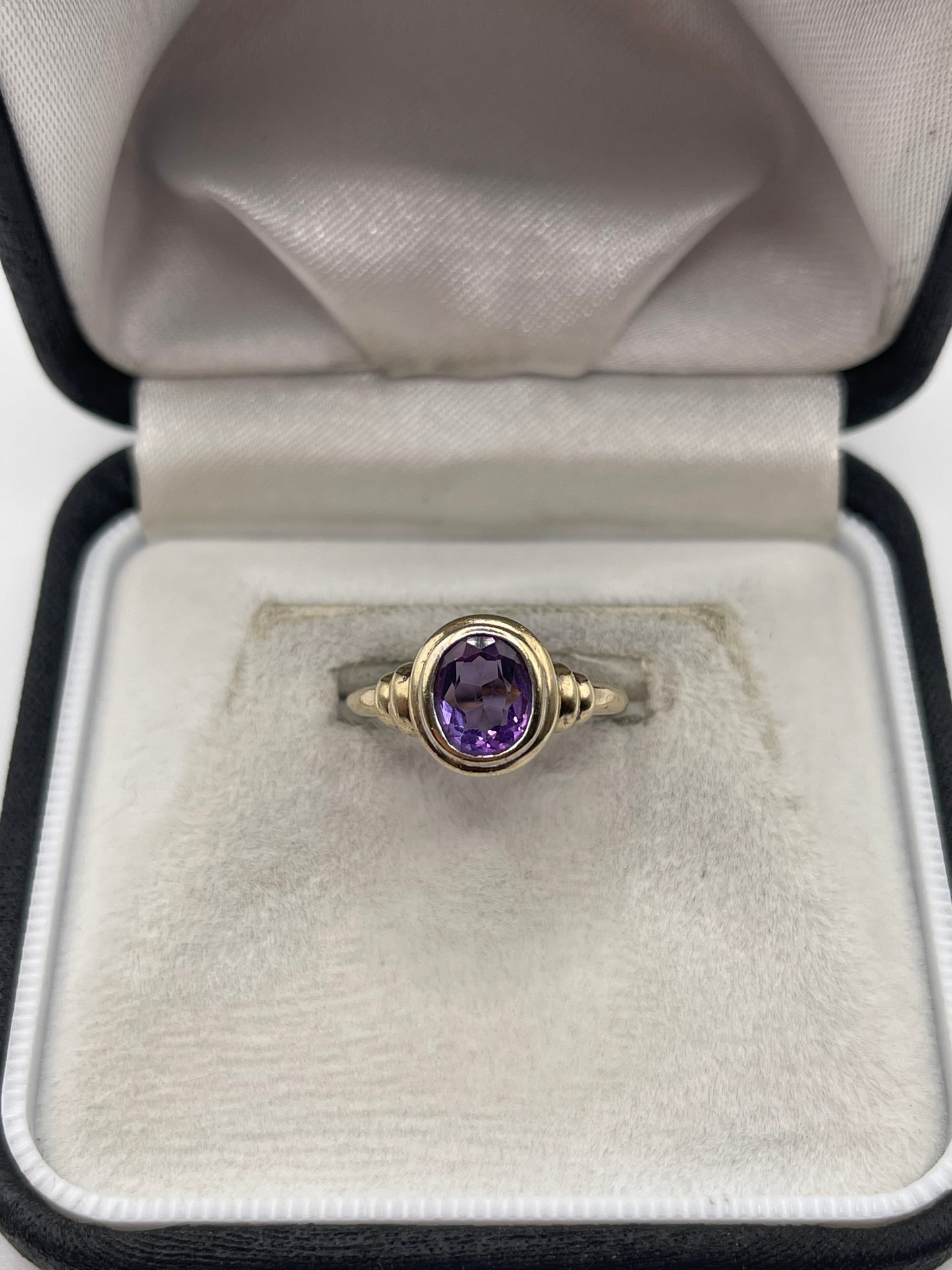 9ct gold amethyst ring