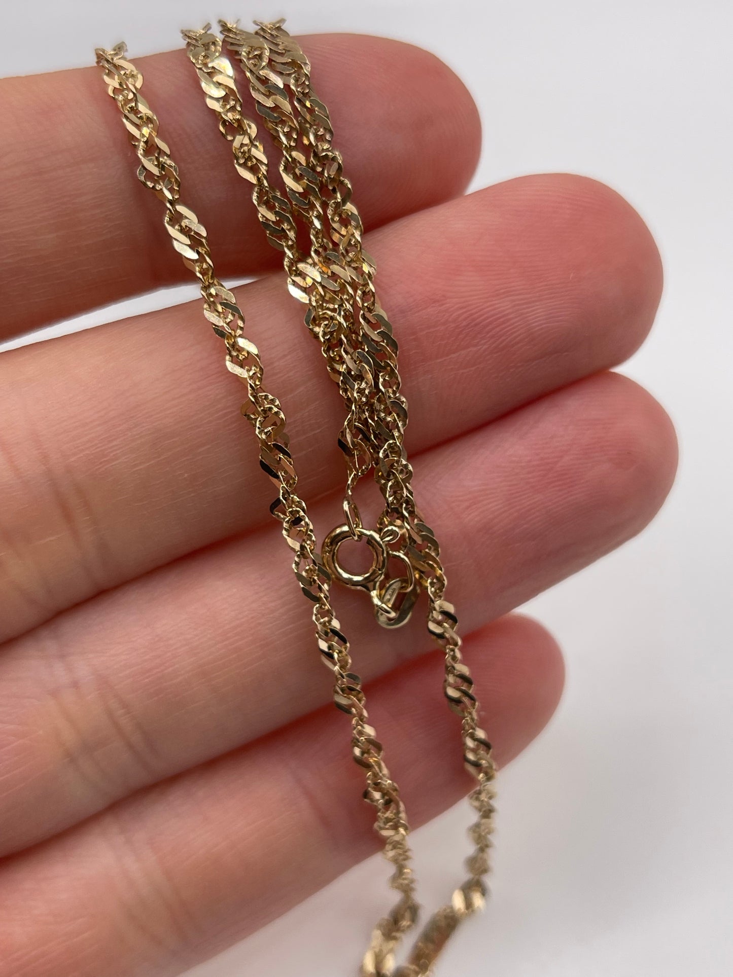 9ct gold chain 69