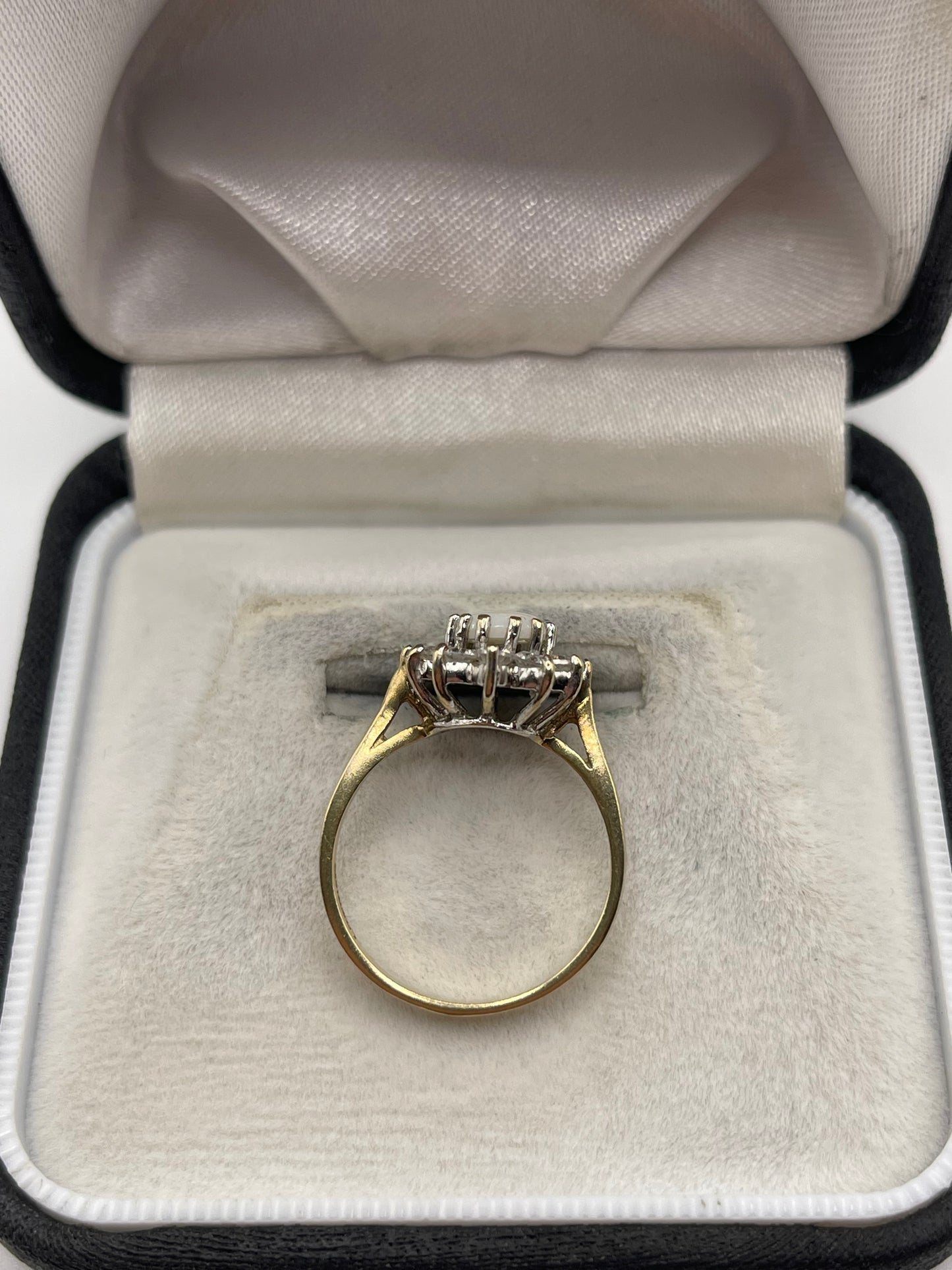 9ct gold opal and cz ring