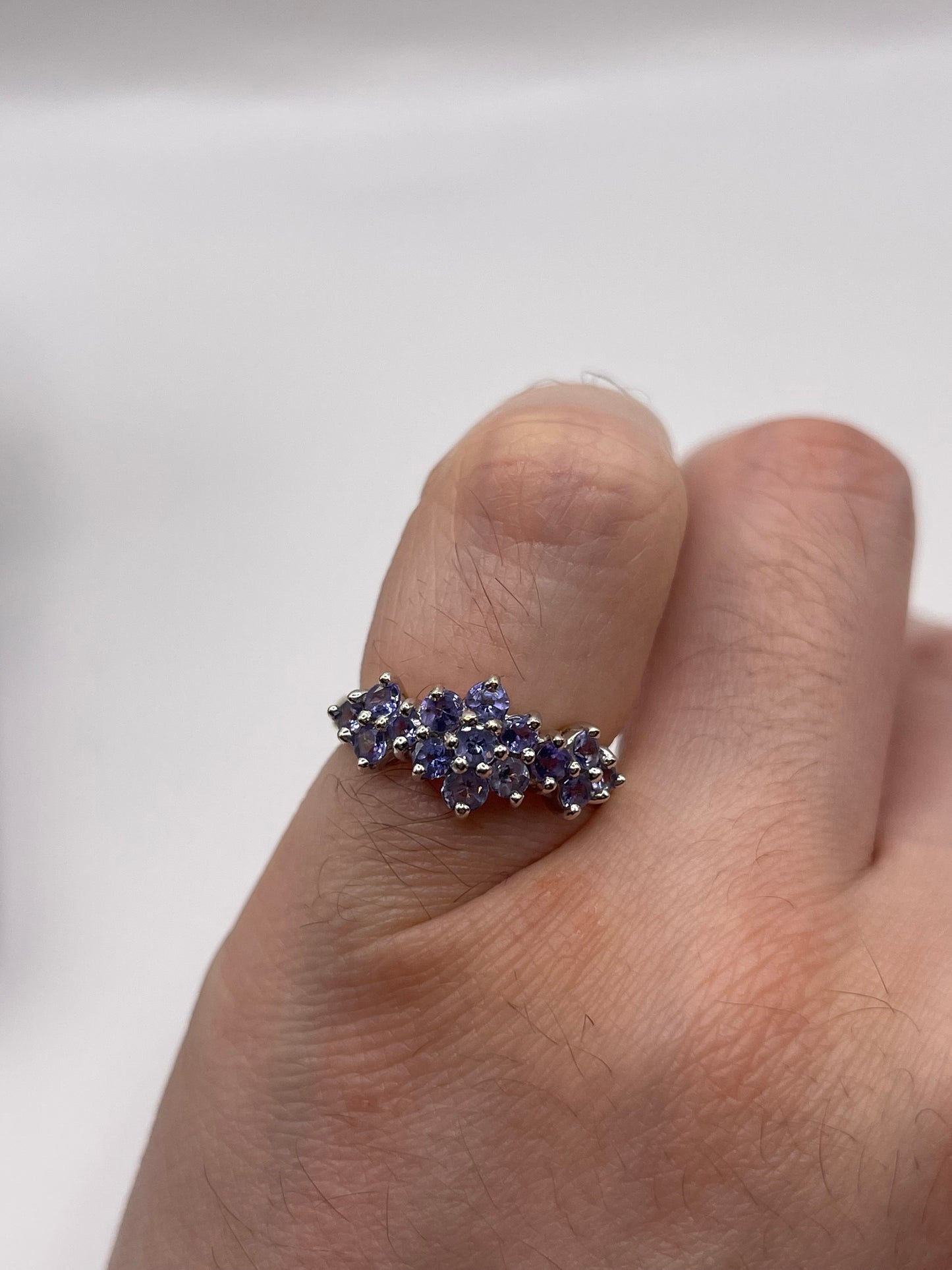 9ct gold tanzanite cluster ring