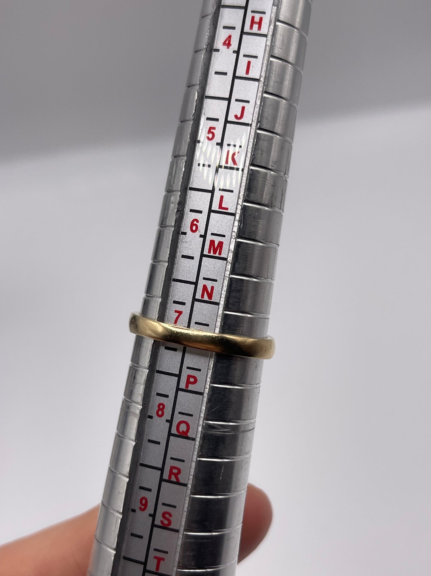 9ct gold ruby and diamond ring