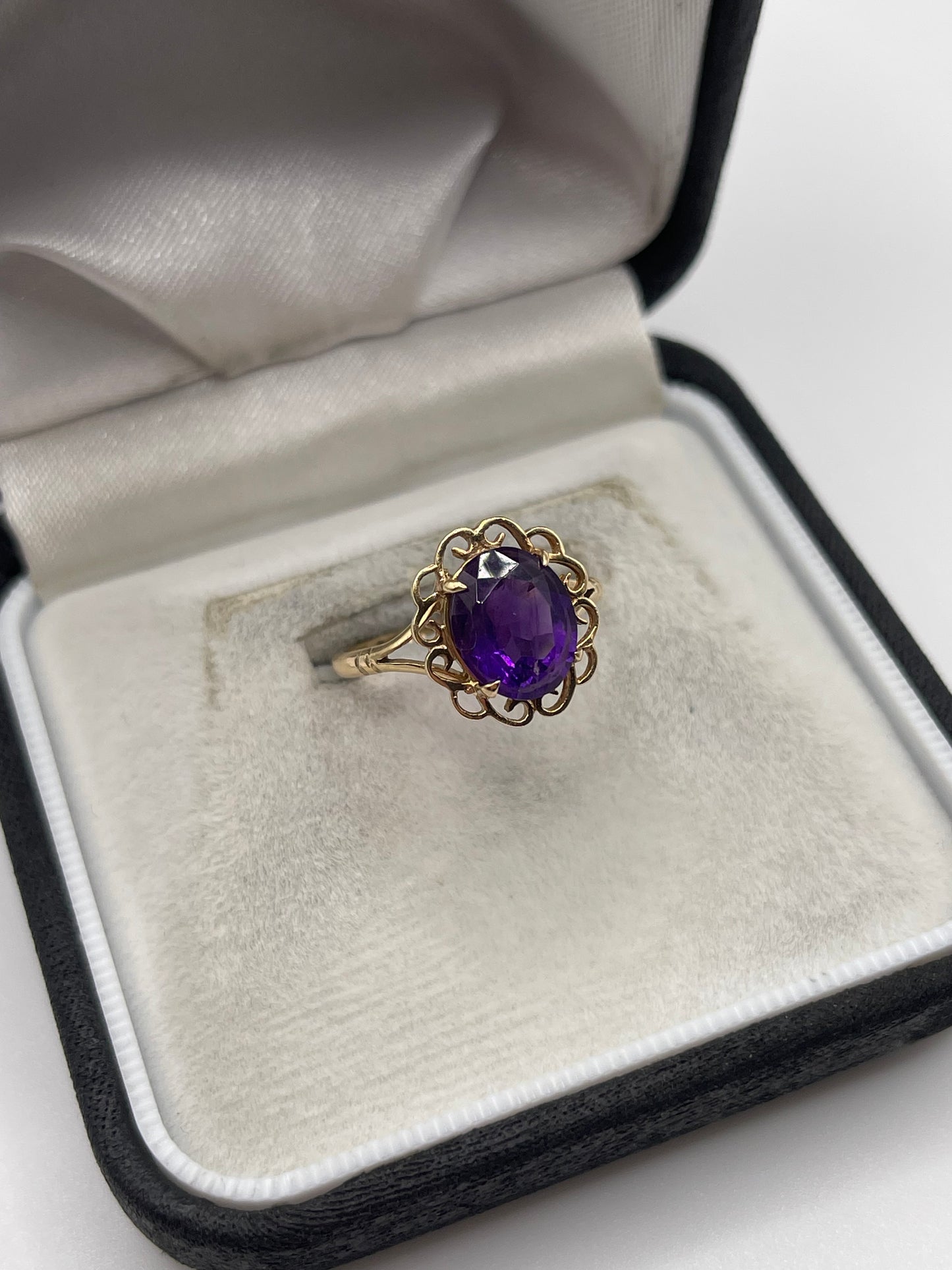 9ct gold amethyst ring
