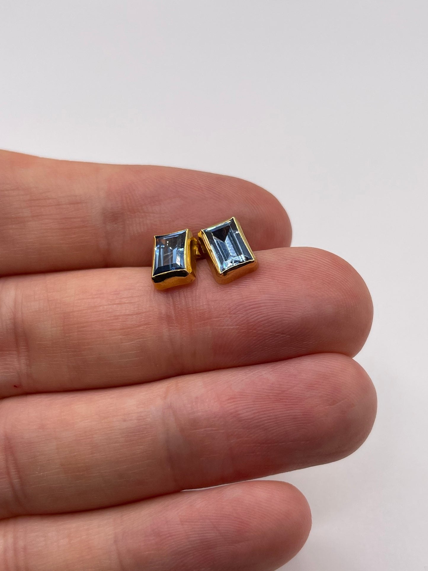 9ct gold synthetic spinel earrings